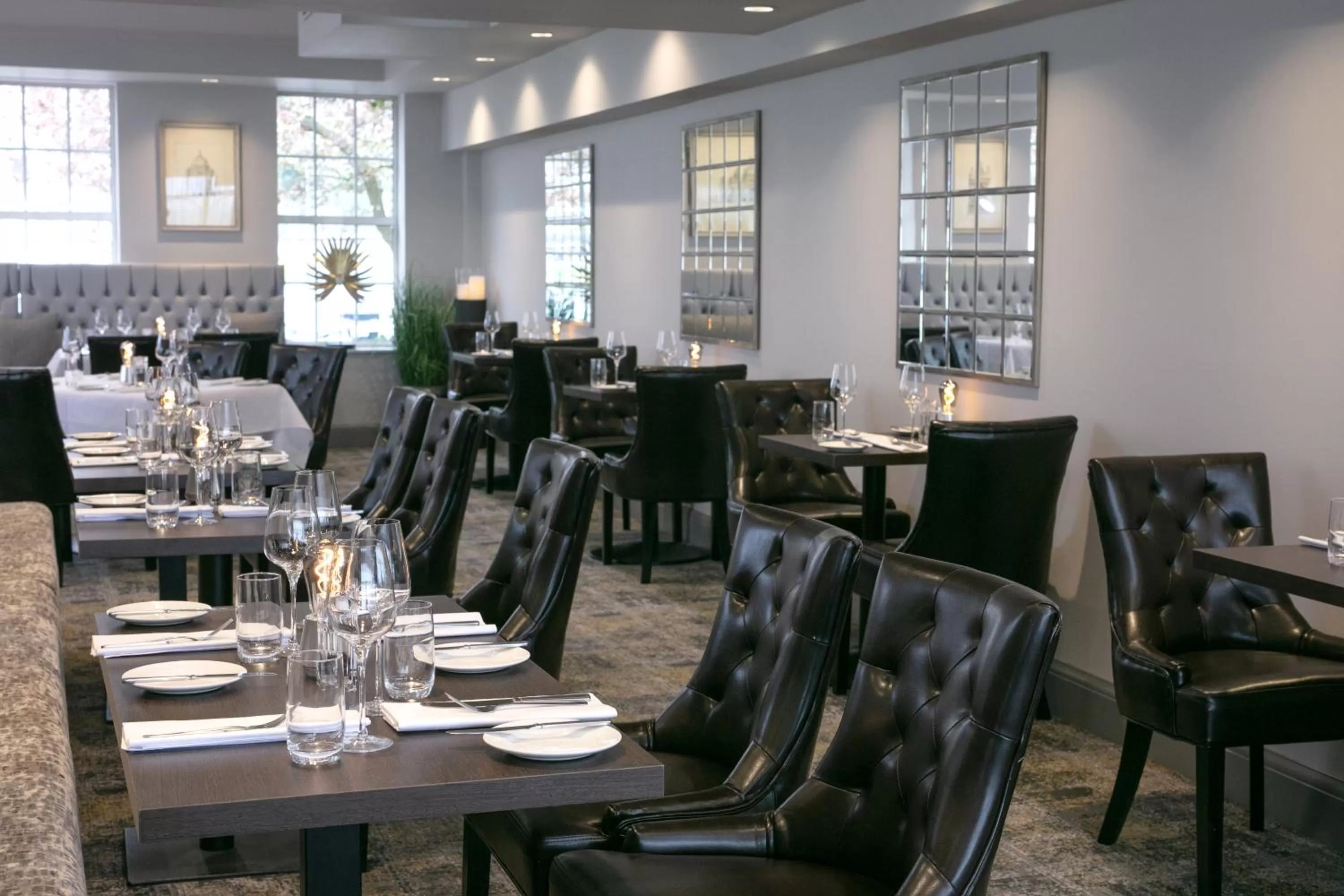 Restaurant/places to eat in Windmill Village Hotel, Golf Club & Spa, BW Signature Collection