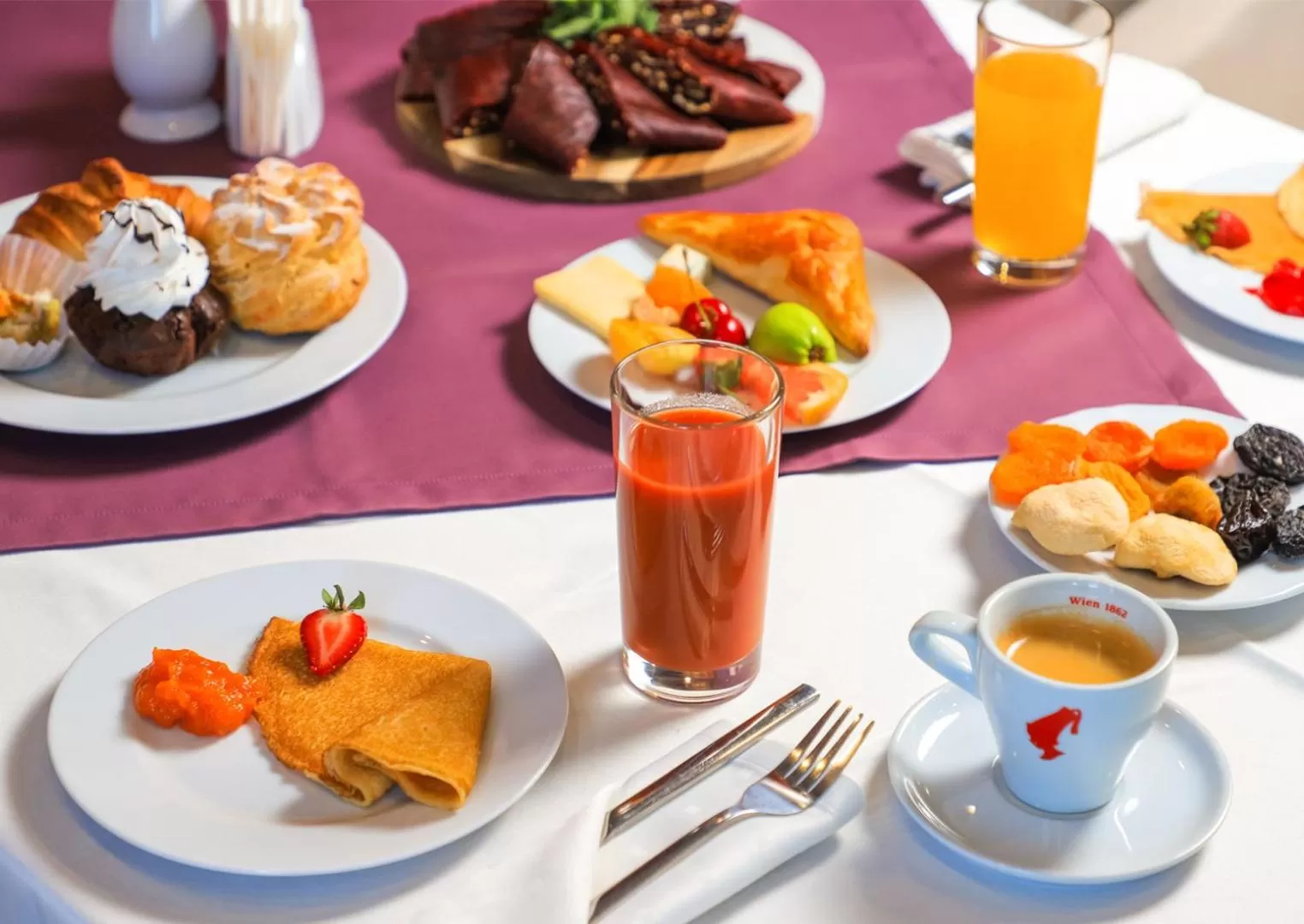 Restaurant/places to eat in Dave Hotel Yerevan