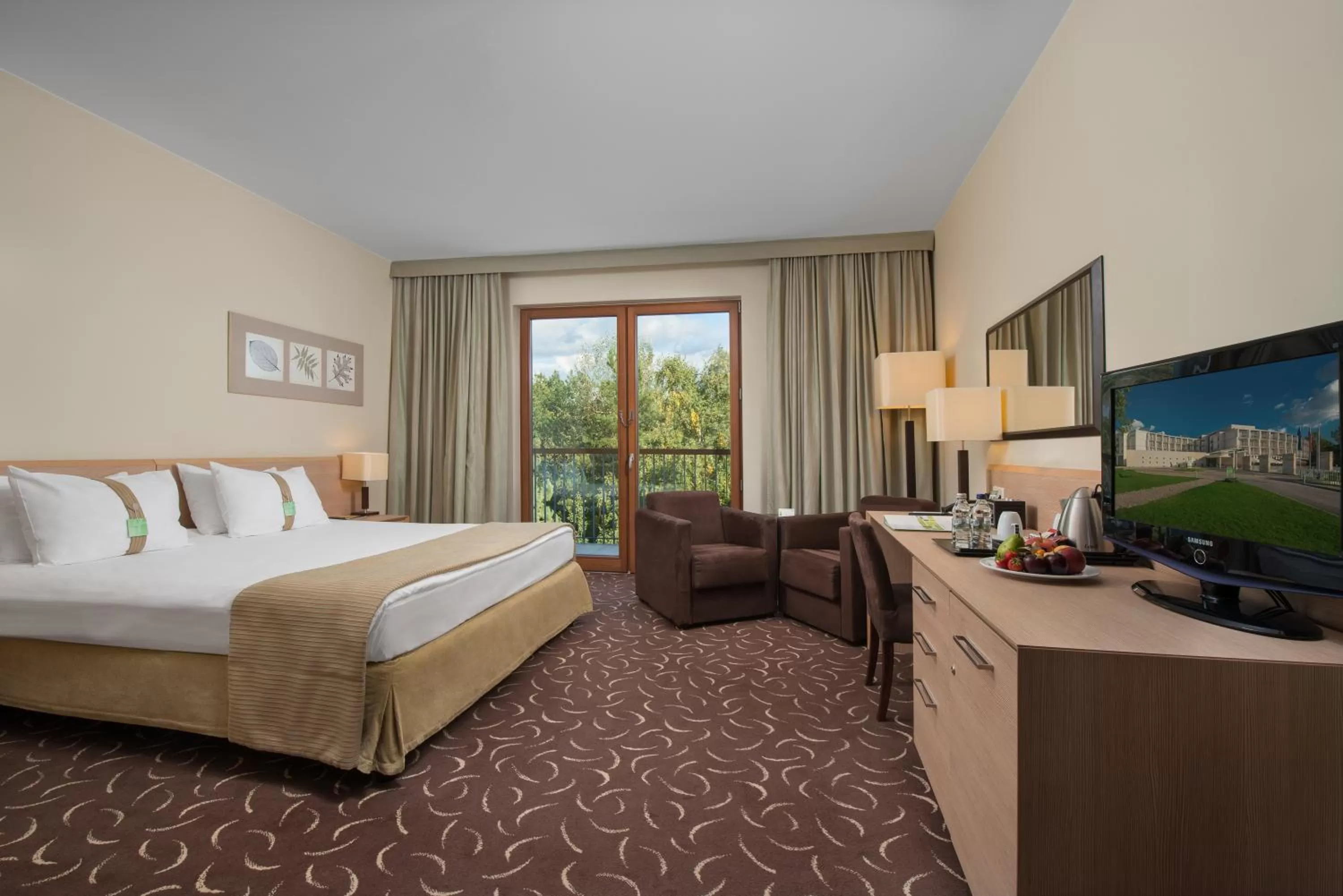 TV and multimedia, Bed in Holiday Inn Resort Warsaw Józefów by IHG