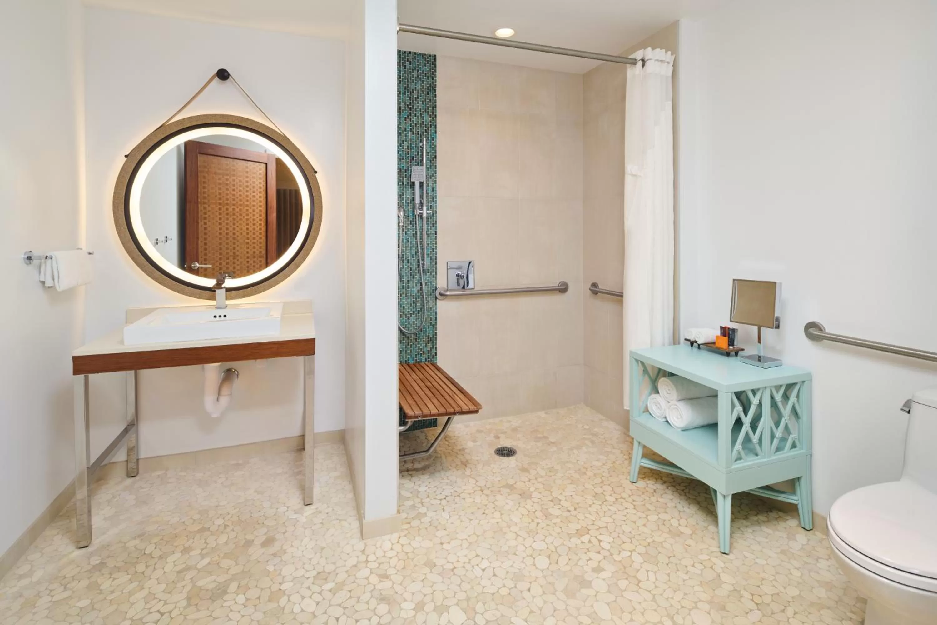 Toilet in Hyatt Centric Waikiki Beach