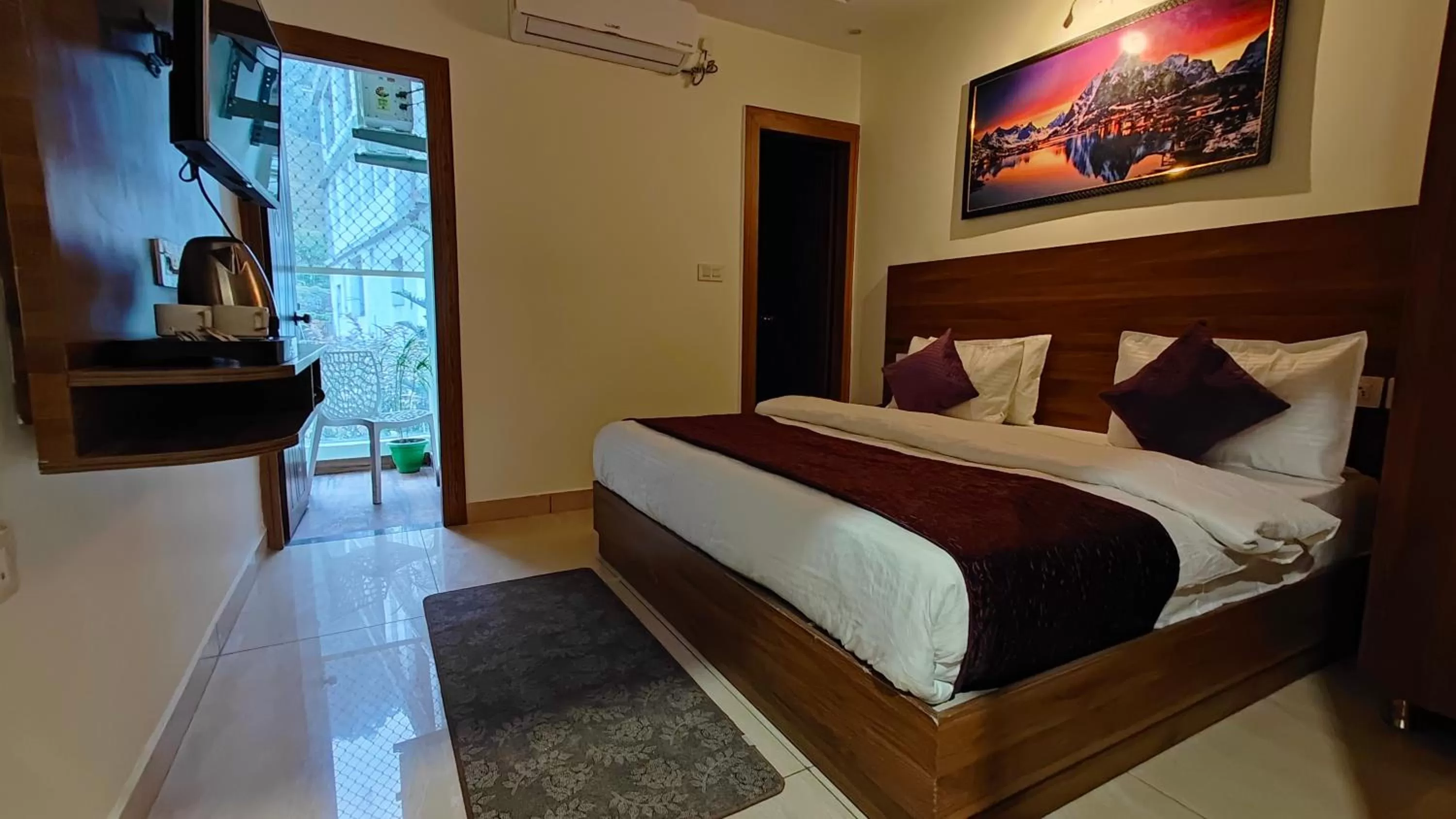 Bed in Perfectstayz Value Forest Valley Near Waterfall