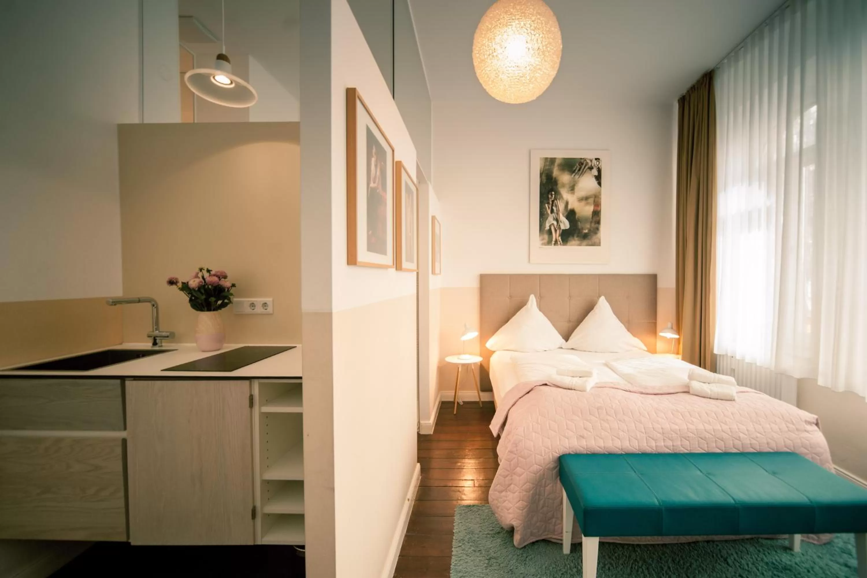 Photo of the whole room, Bed in MAISON MARSIL - Boutique Hotel Köln