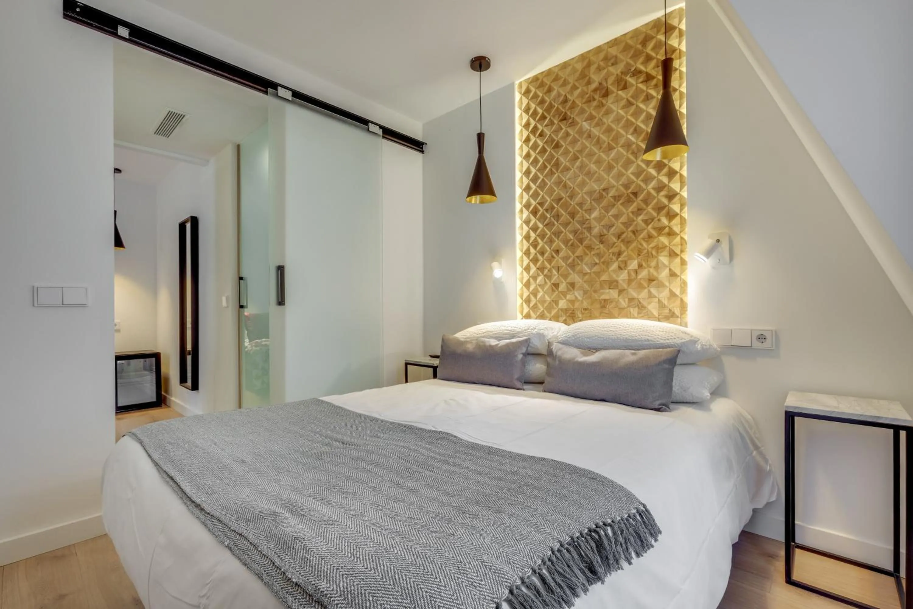 Bed in Hotel Beausejour