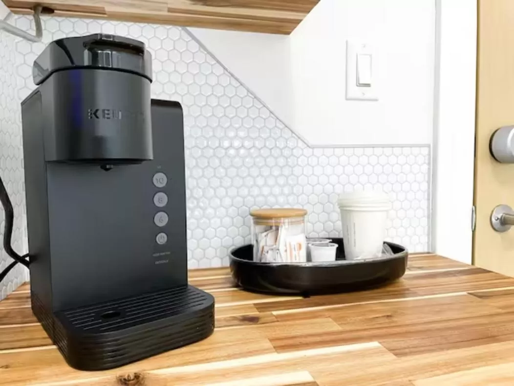 Coffee/Tea Facilities in Sleeping Giant BNB