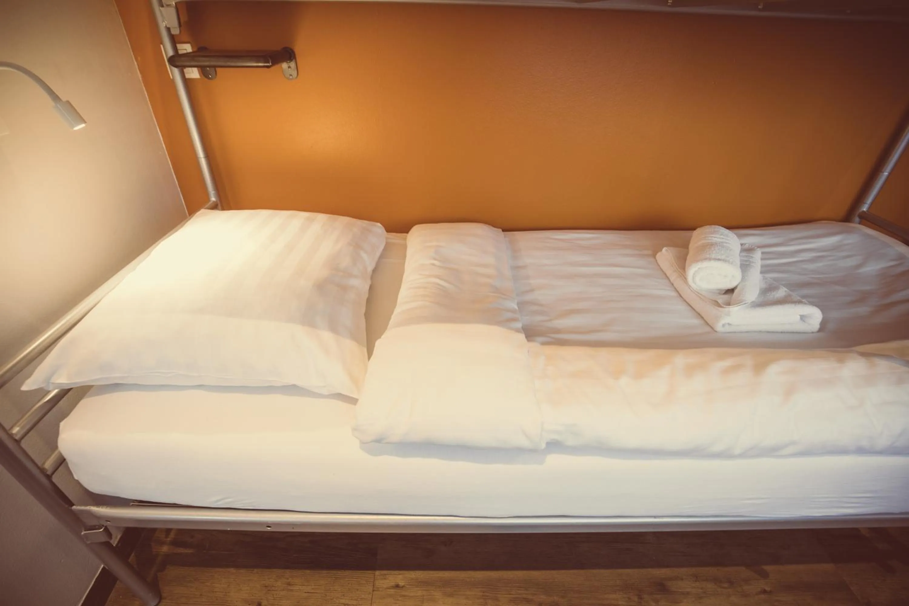 Bed in Tourist Inn One Amsterdam