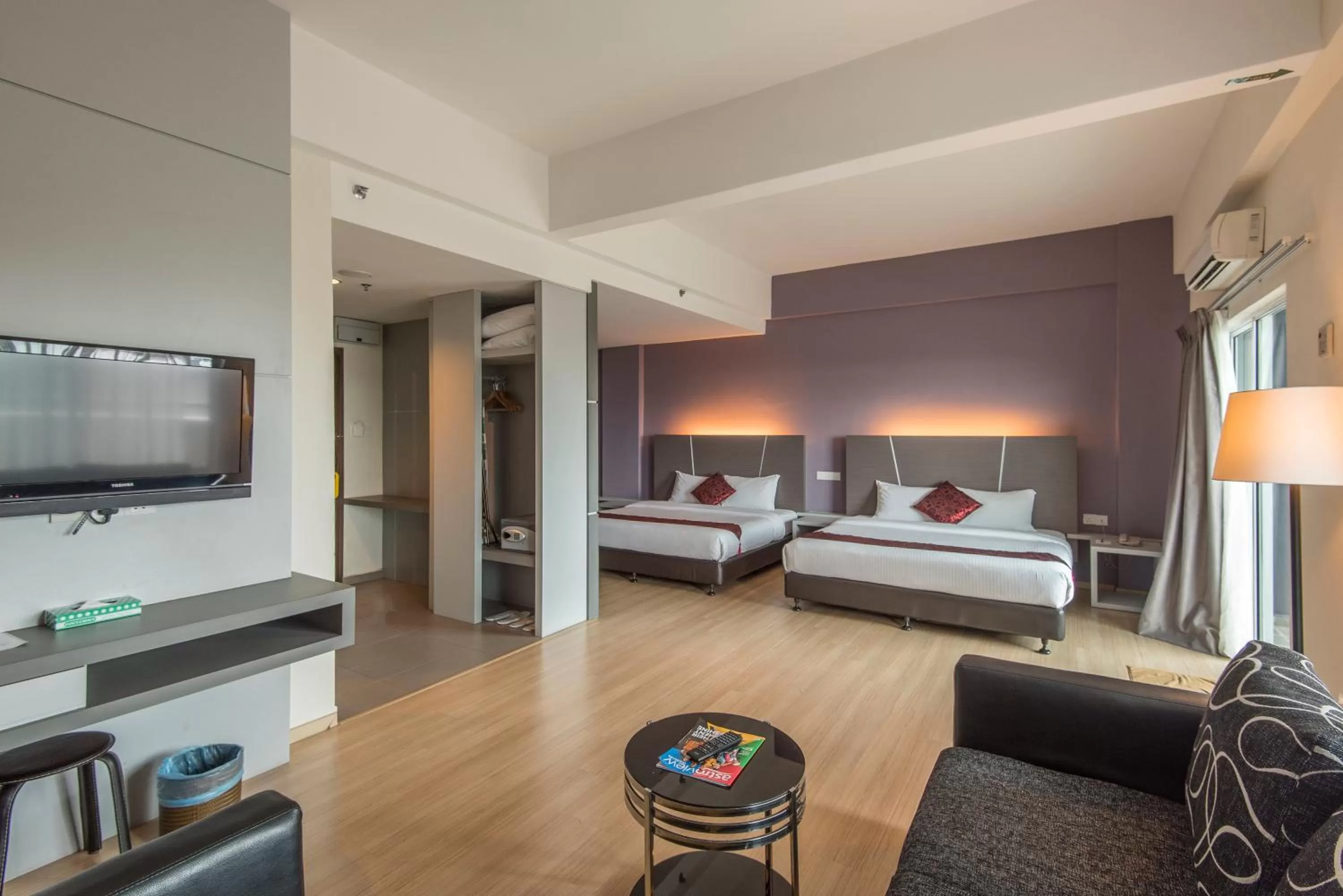 Photo of the whole room, Bed in Marvelux Hotel