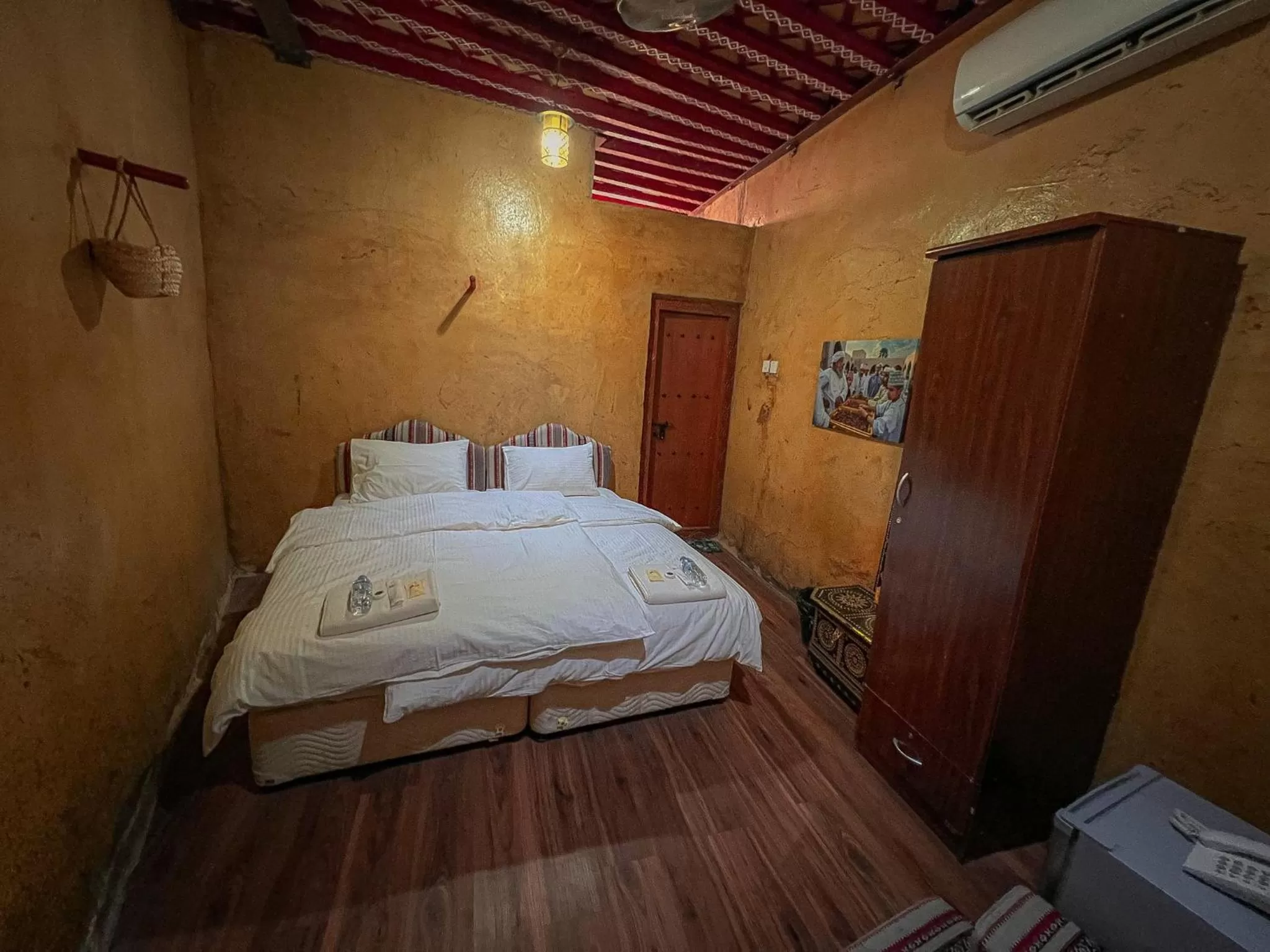 Bed in Nizwa Heritage Inn