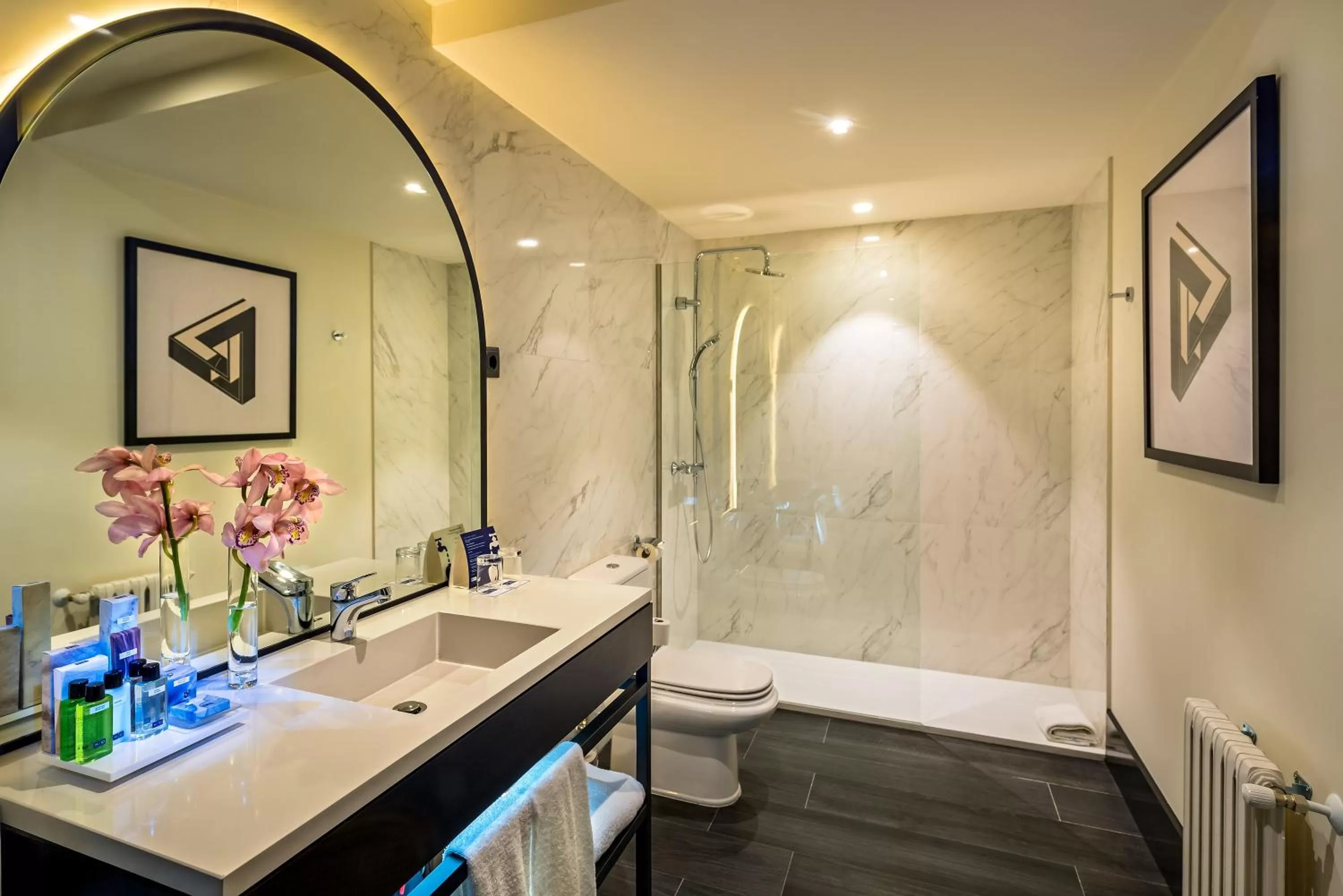 Bathroom in H10 Puerta de Alcalá 4 Sup