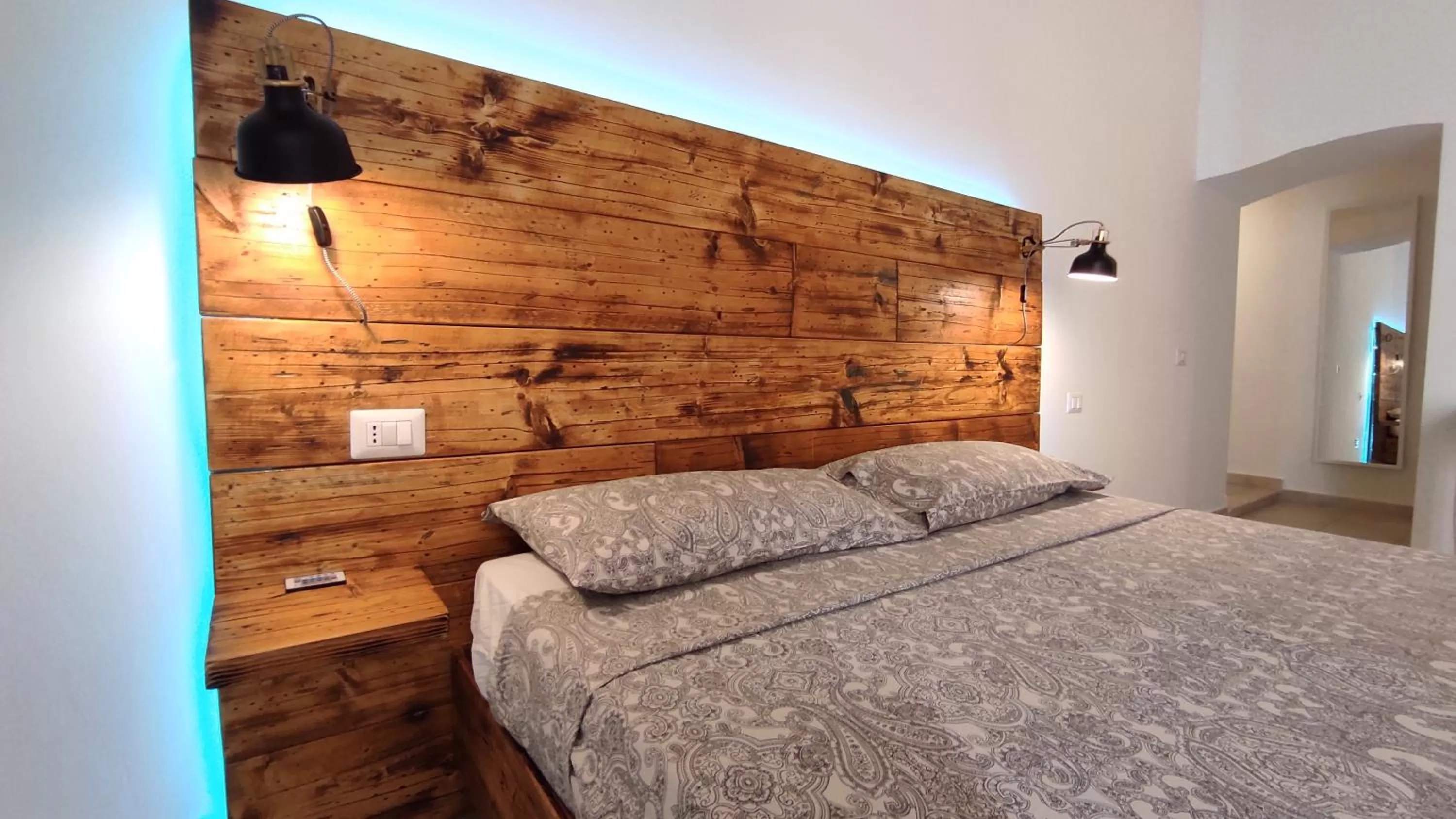 Bed in ''B&B Santa Rita Corato fitta camere''