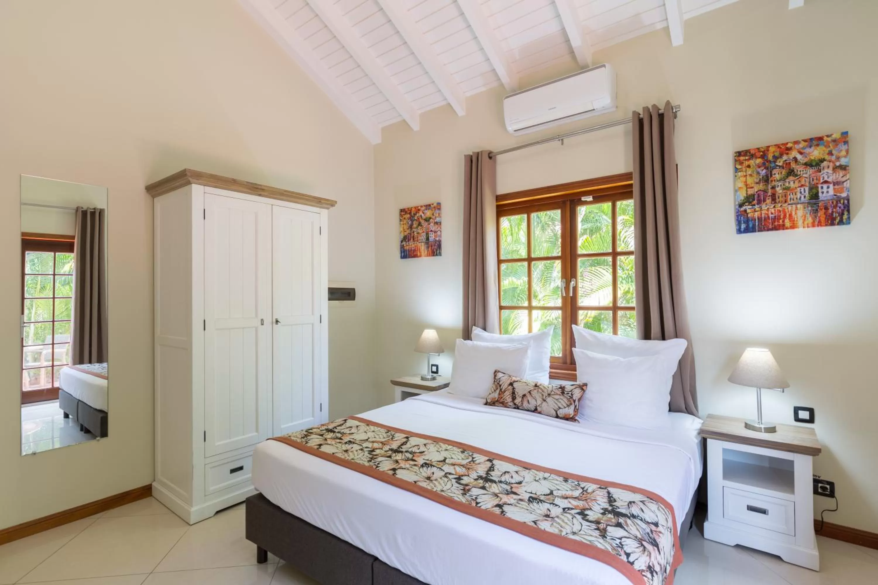 Photo of the whole room, Bed in Acoya Curacao Resort, Villas & Spa