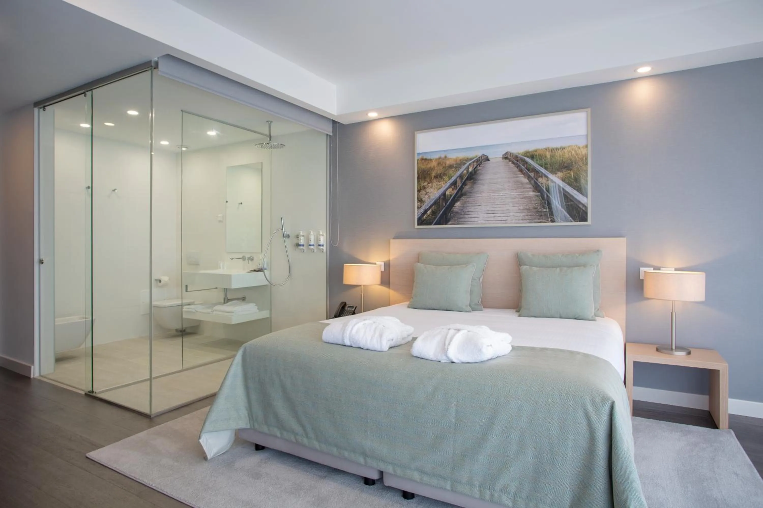 Bed in Longevity Health & Wellness Hotel - Adults Only