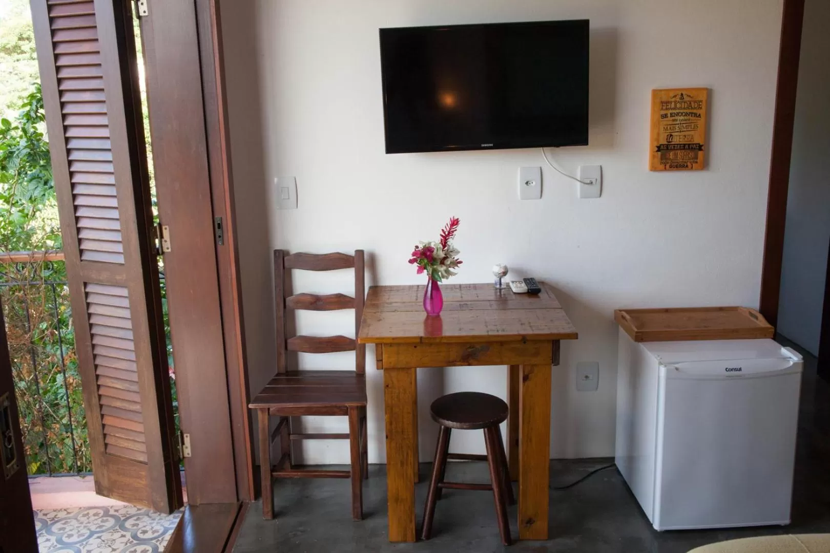 TV and multimedia, TV/Entertainment Center in Pousada Vila Rosada