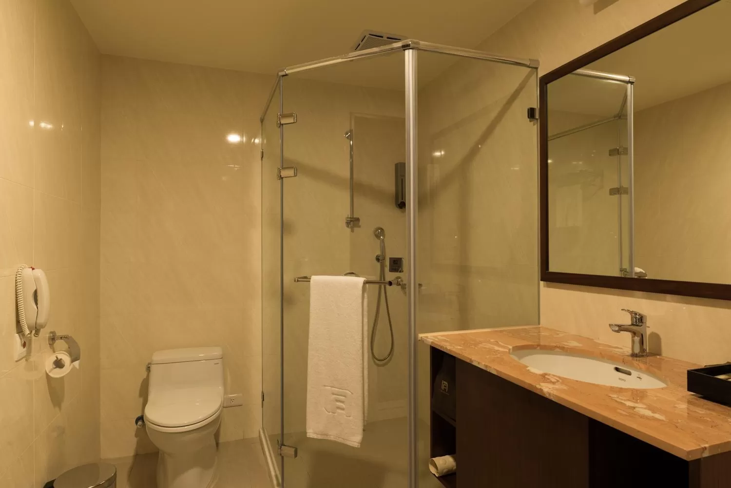 Bathroom in Fushin Hotel Taipei