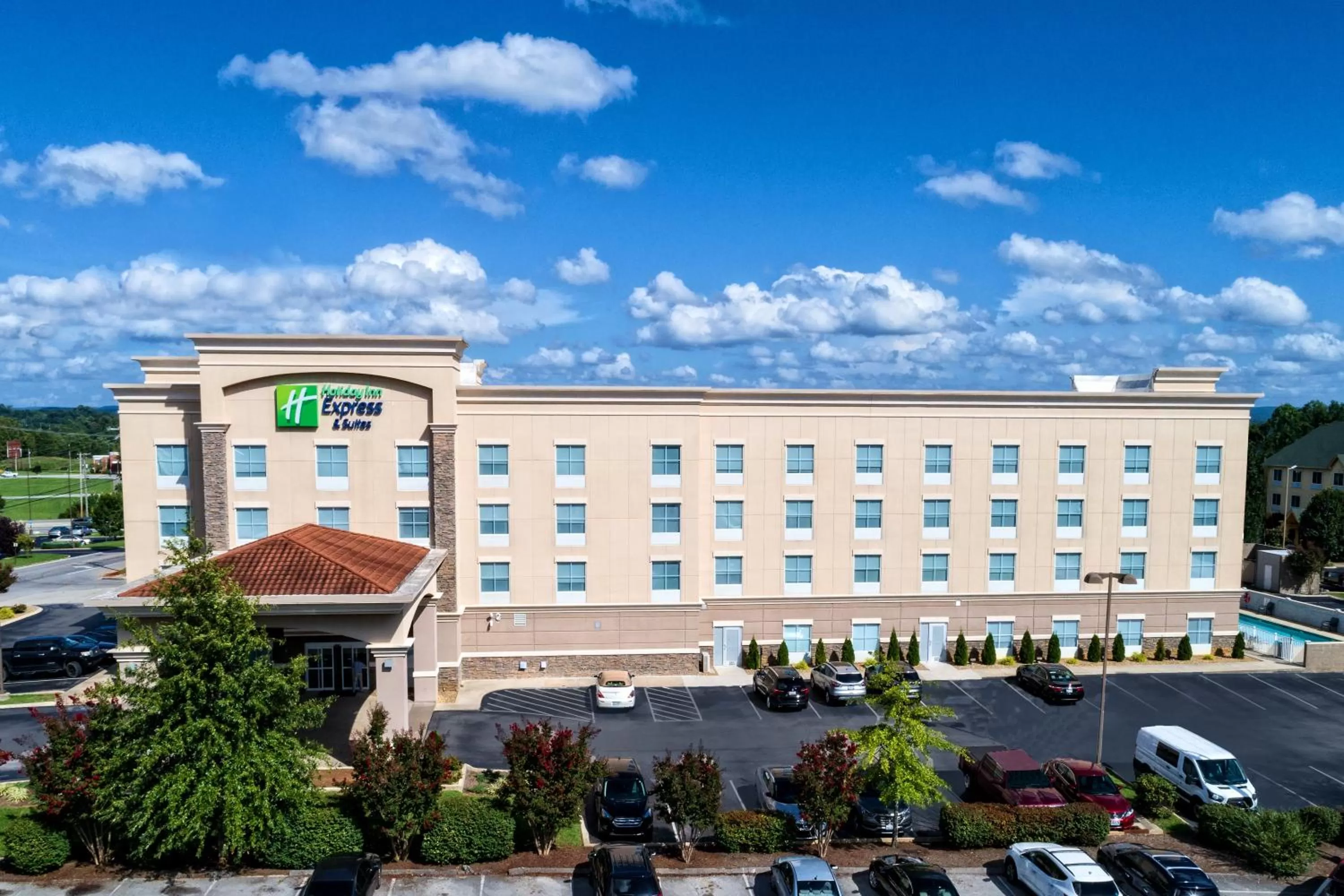Property building in Holiday Inn Express & Suites Cookeville by IHG