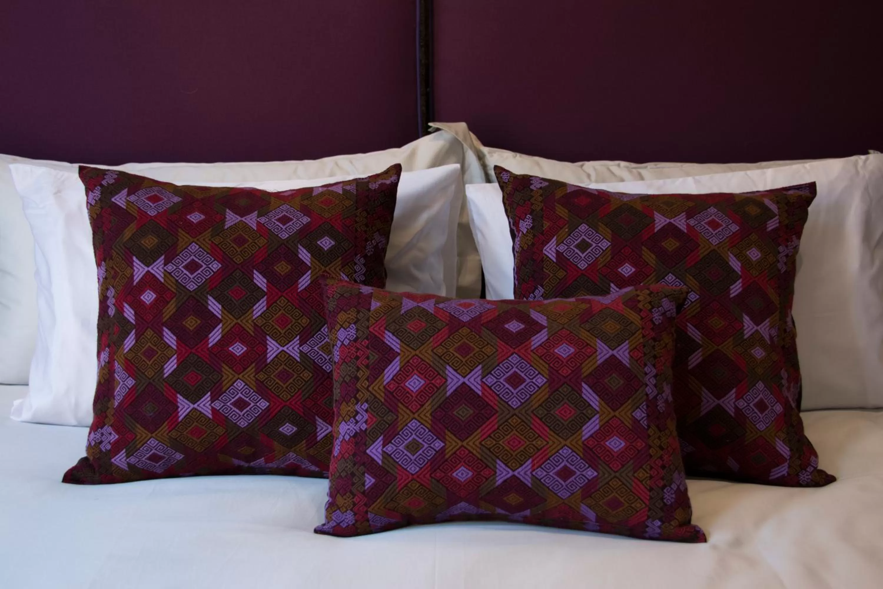 Bed in Uvence Arte + Hotel