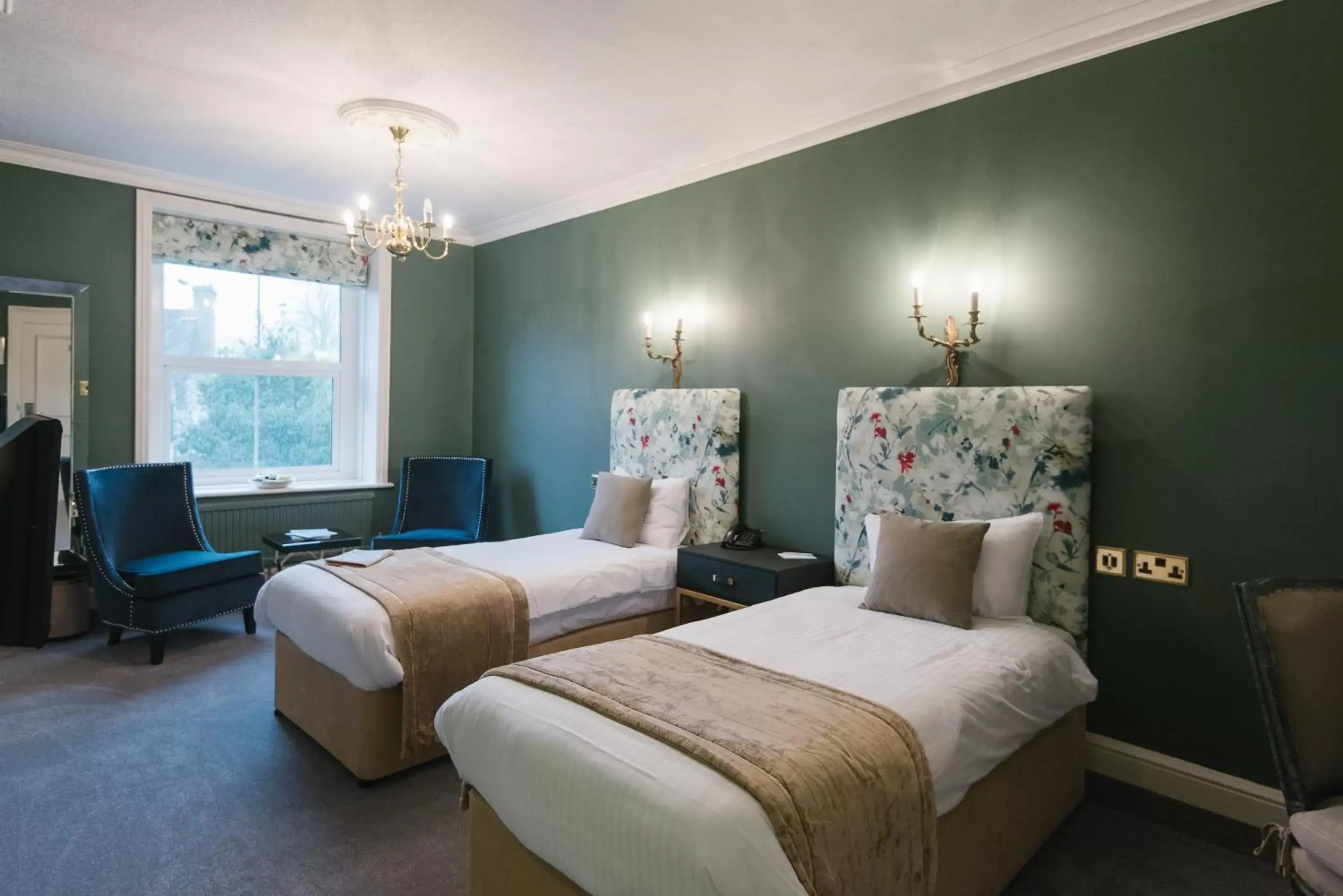 Deluxe Twin Room in The Spa Hotel Deluxe Twin Room in The Spa Hotel