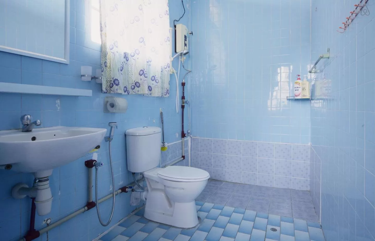 Toilet in Hin Loi Guesthouse