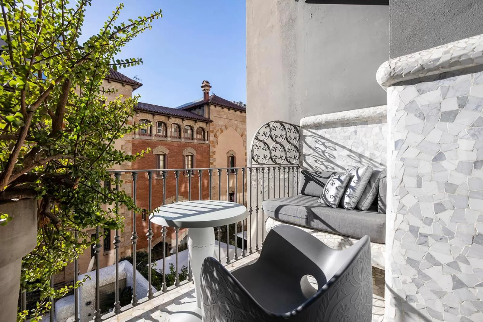 Balcony/Terrace in El Palauet Modernist Suites Barcelona