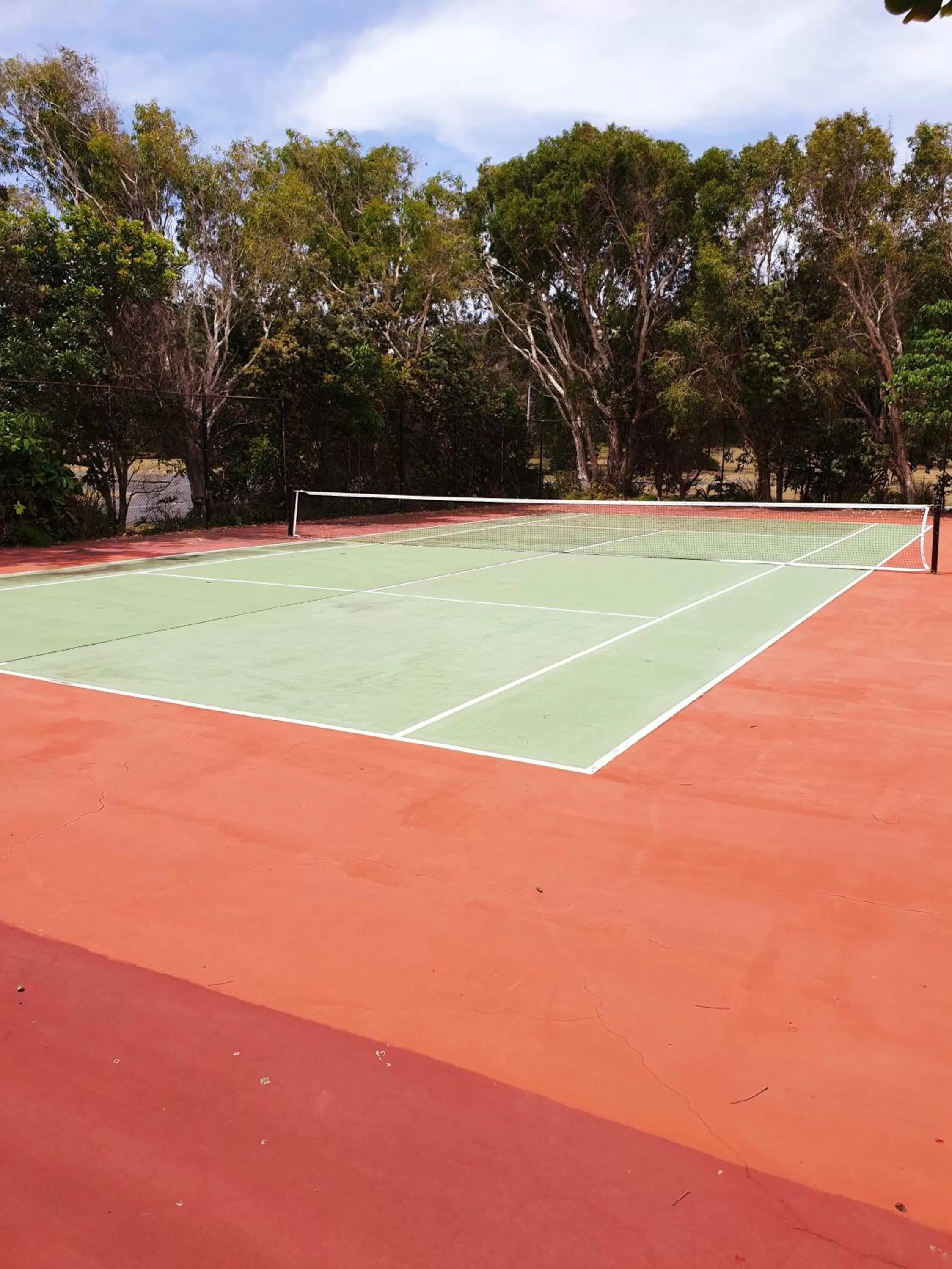 Tennis court in Ballina Beach Resort