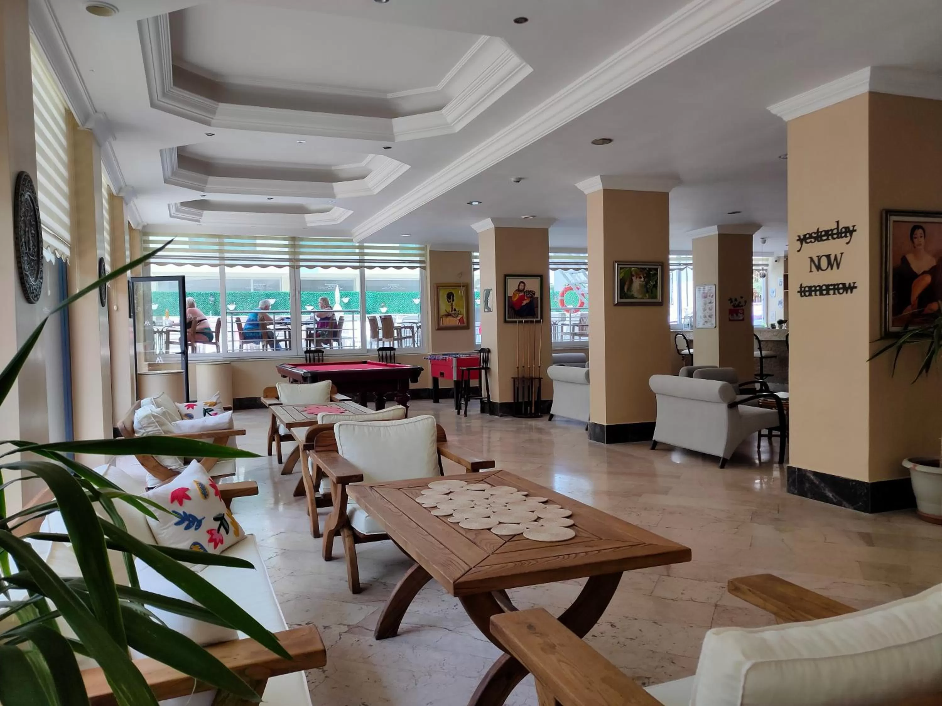 Lobby or reception in Altinersan Hotel