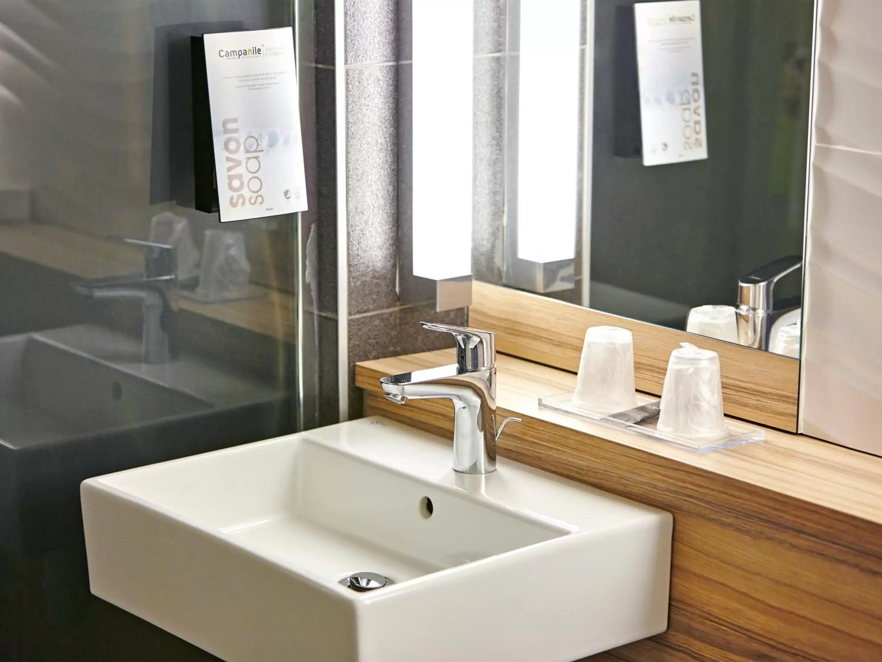 New Generation Twin Room in Campanile Dijon Nord - Toison D'or New Generation Twin Room in Campanile Dijon Nord - Toison D'or