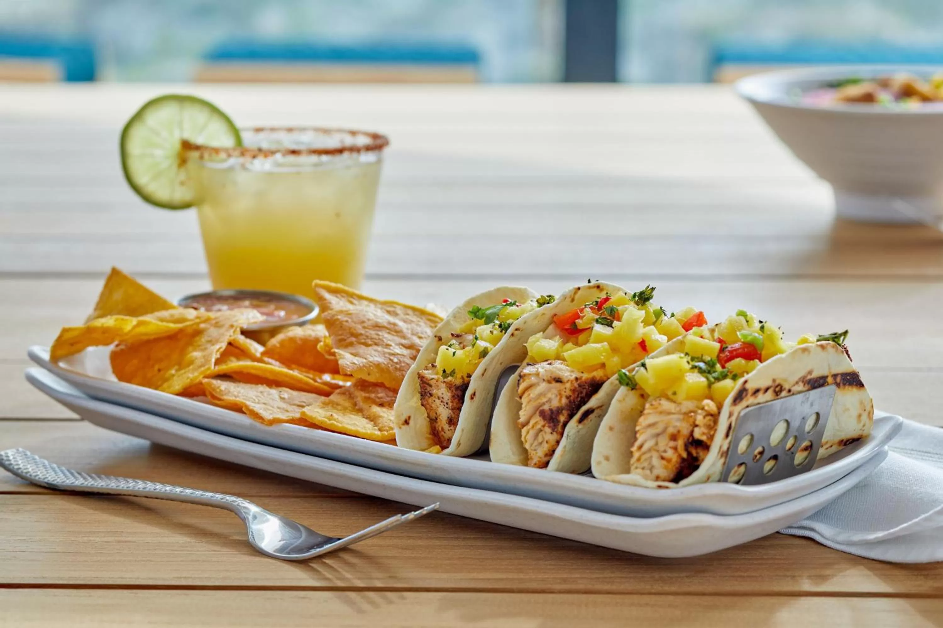 Lounge or bar in SpringHill Suites by Marriott Jacksonville Beach Oceanfront