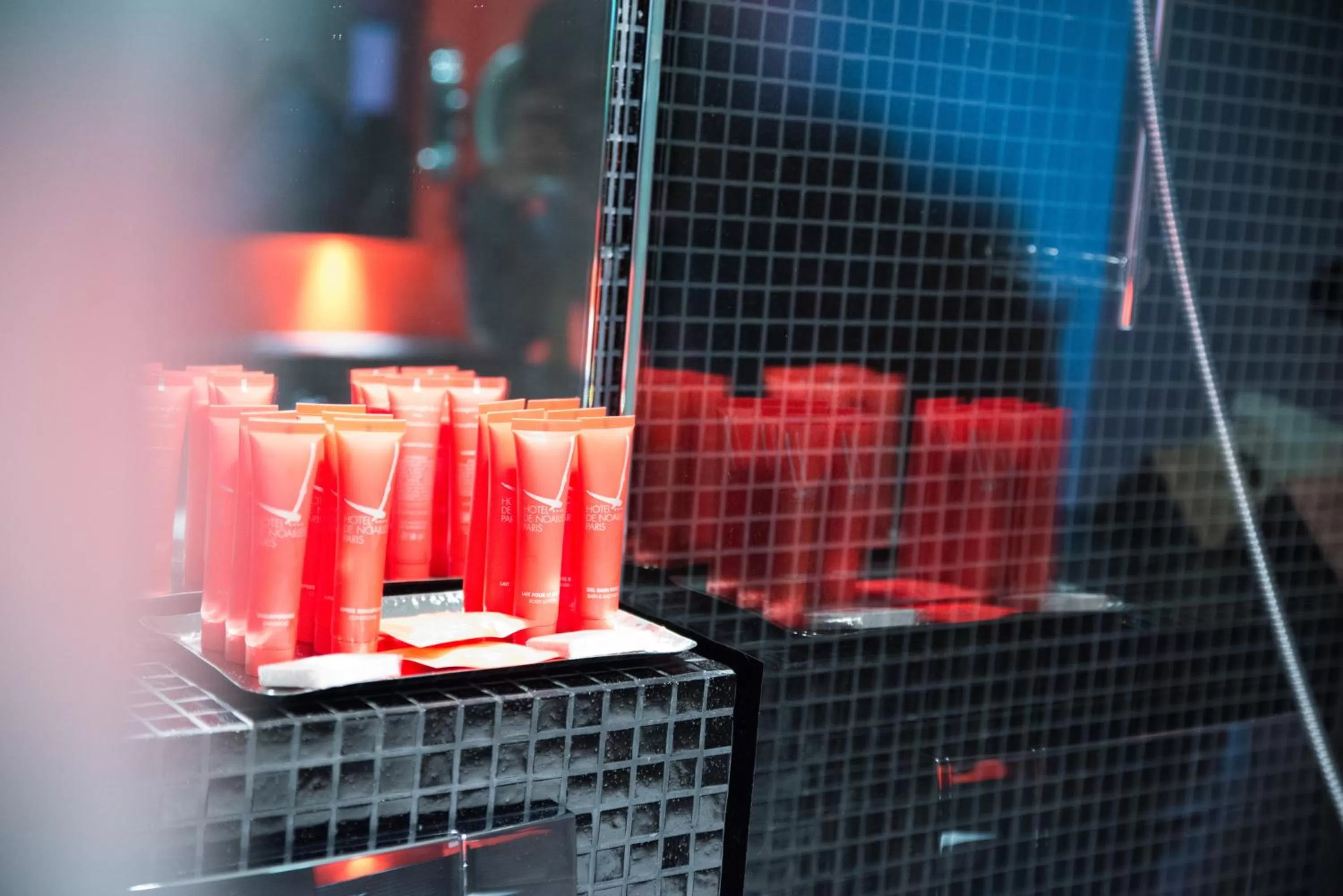 Bathroom in Golden Tulip Opera de Noailles