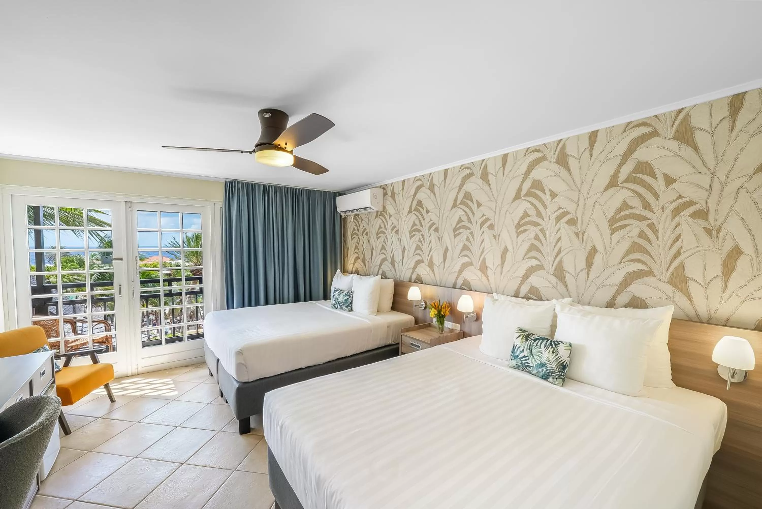 Room with Ocean View in LionsDive Beach Resort