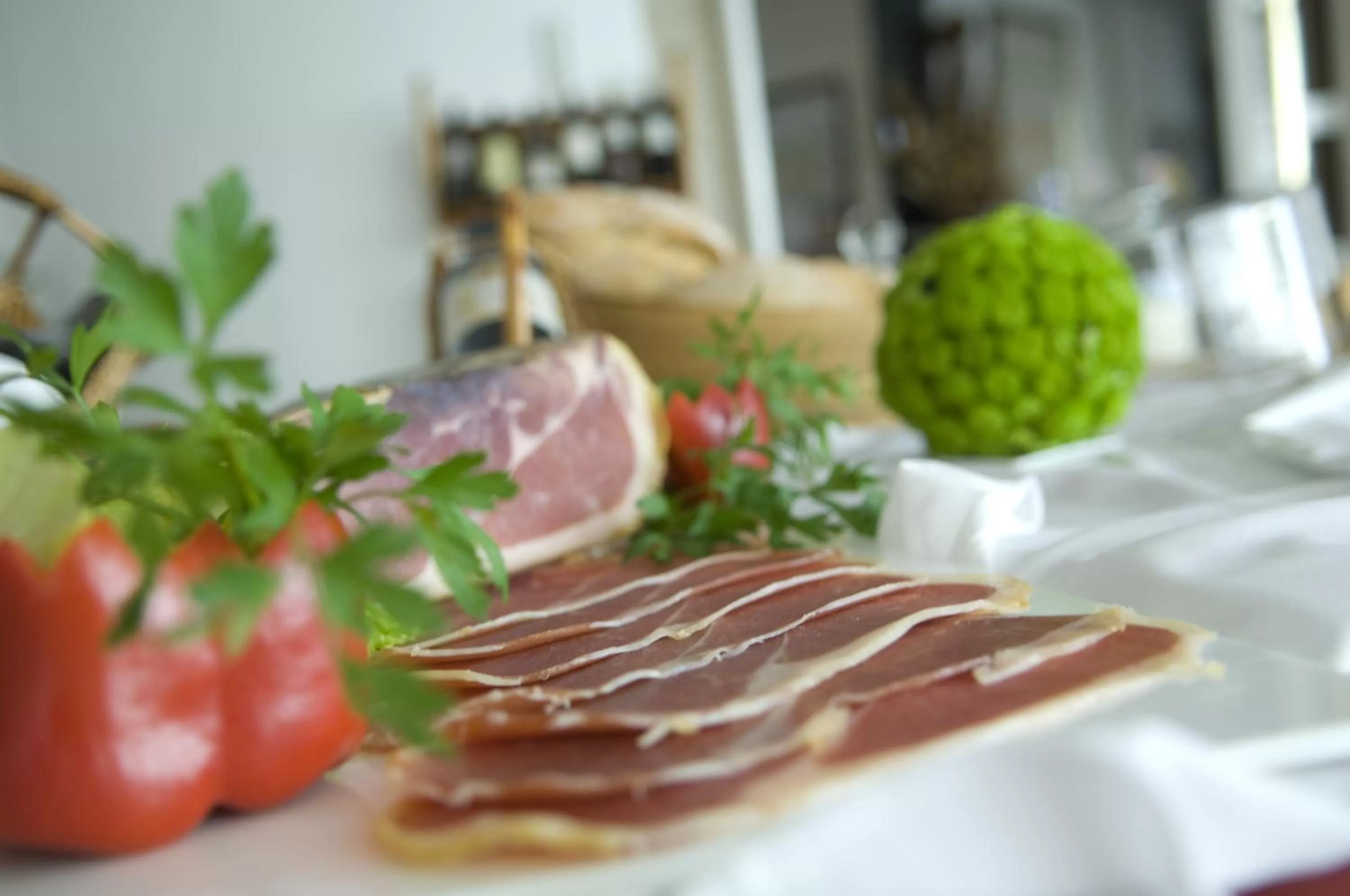 Restaurant/places to eat in Hotel Rainha D. Amélia, Arts & Leisure