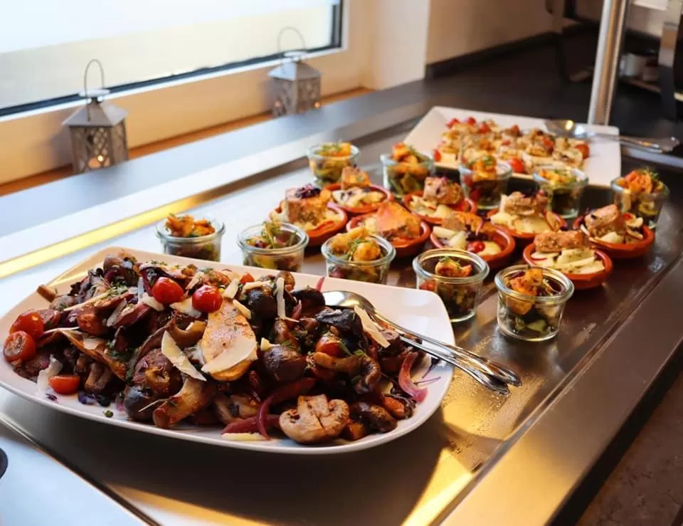 Restaurant/places to eat in Parkhotel Obertshausen