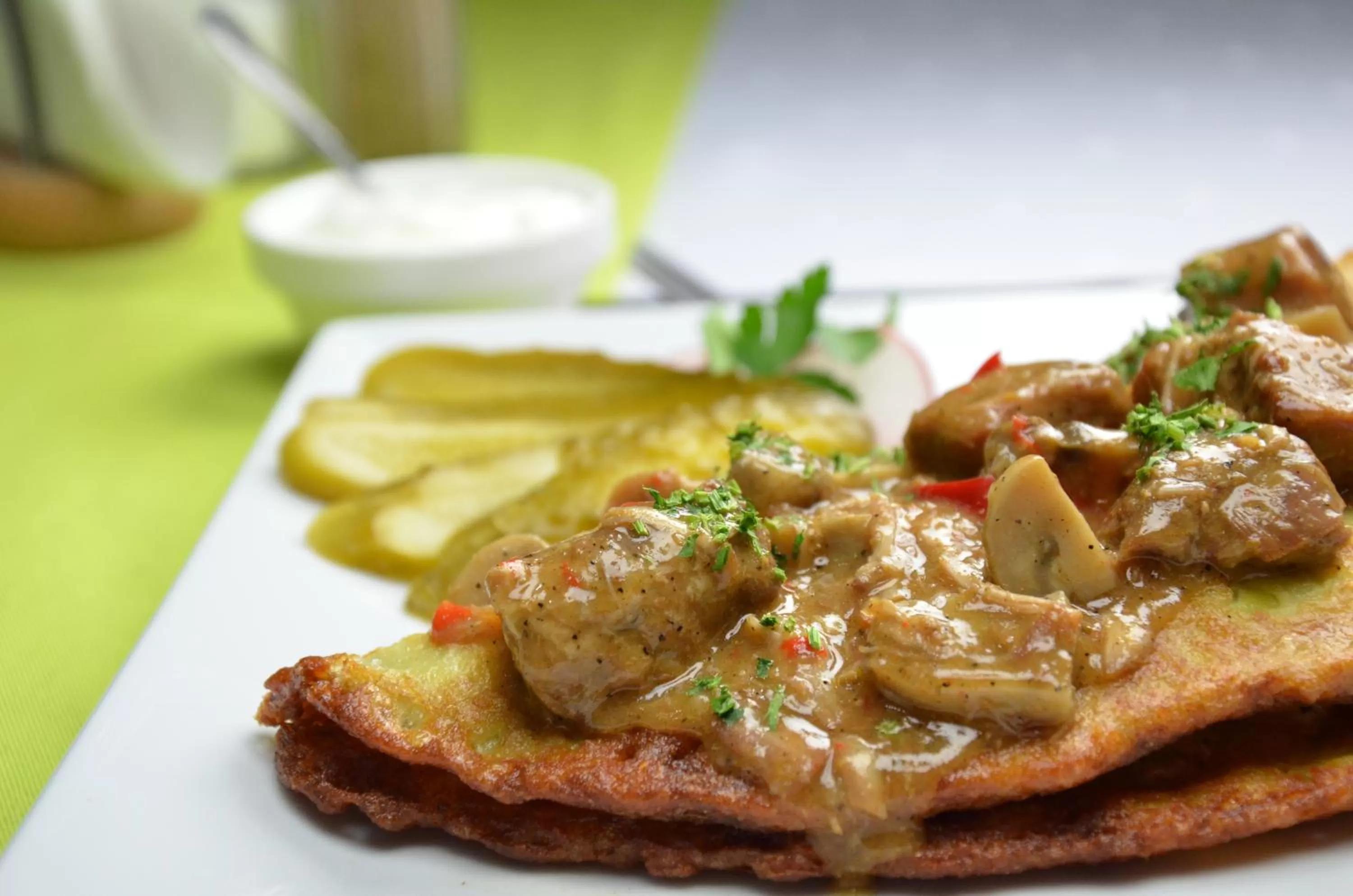 Food in Hotel Miłosz Restauracja, Basen dla dzieci, Sala Zabaw, Siłownia