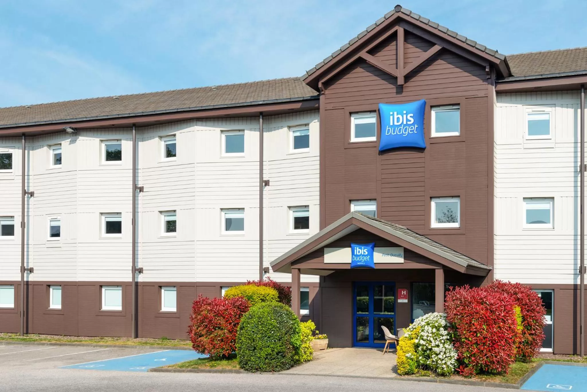 Facade/entrance in Ibis budget Rouen Petit Quevilly