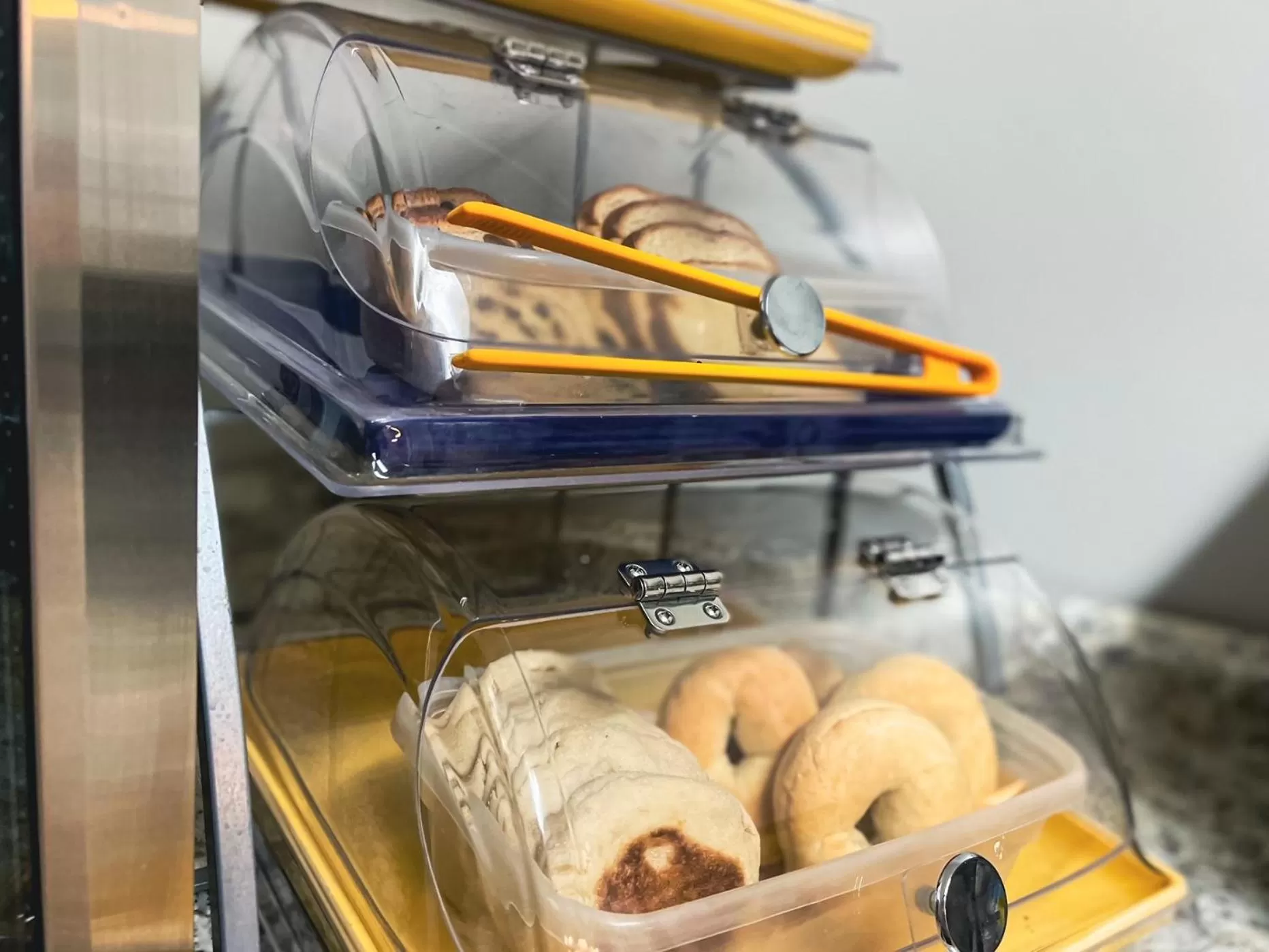 Breakfast in Clarion Inn