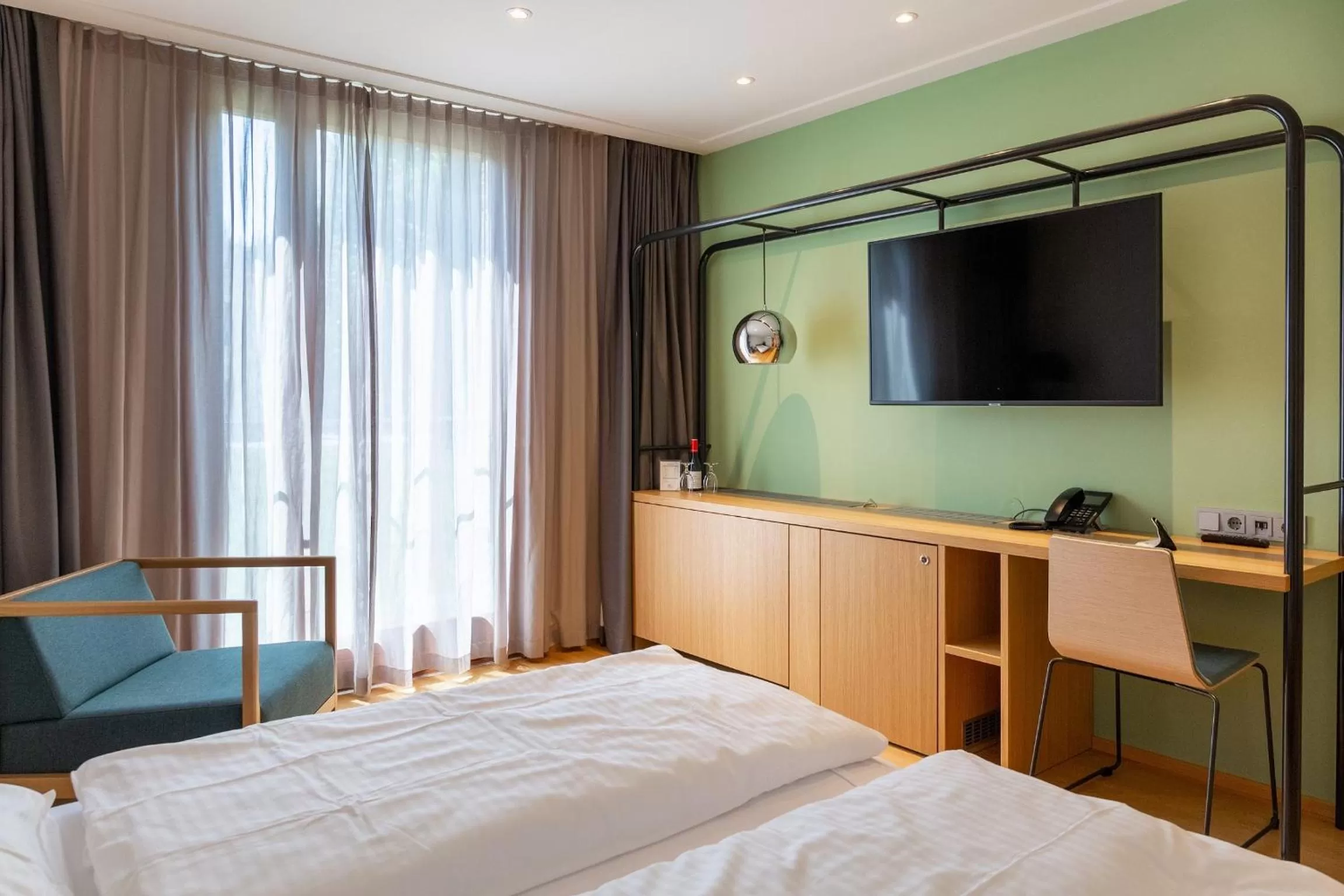 Bed, TV/Entertainment Center in Hotel Schloss Hernstein