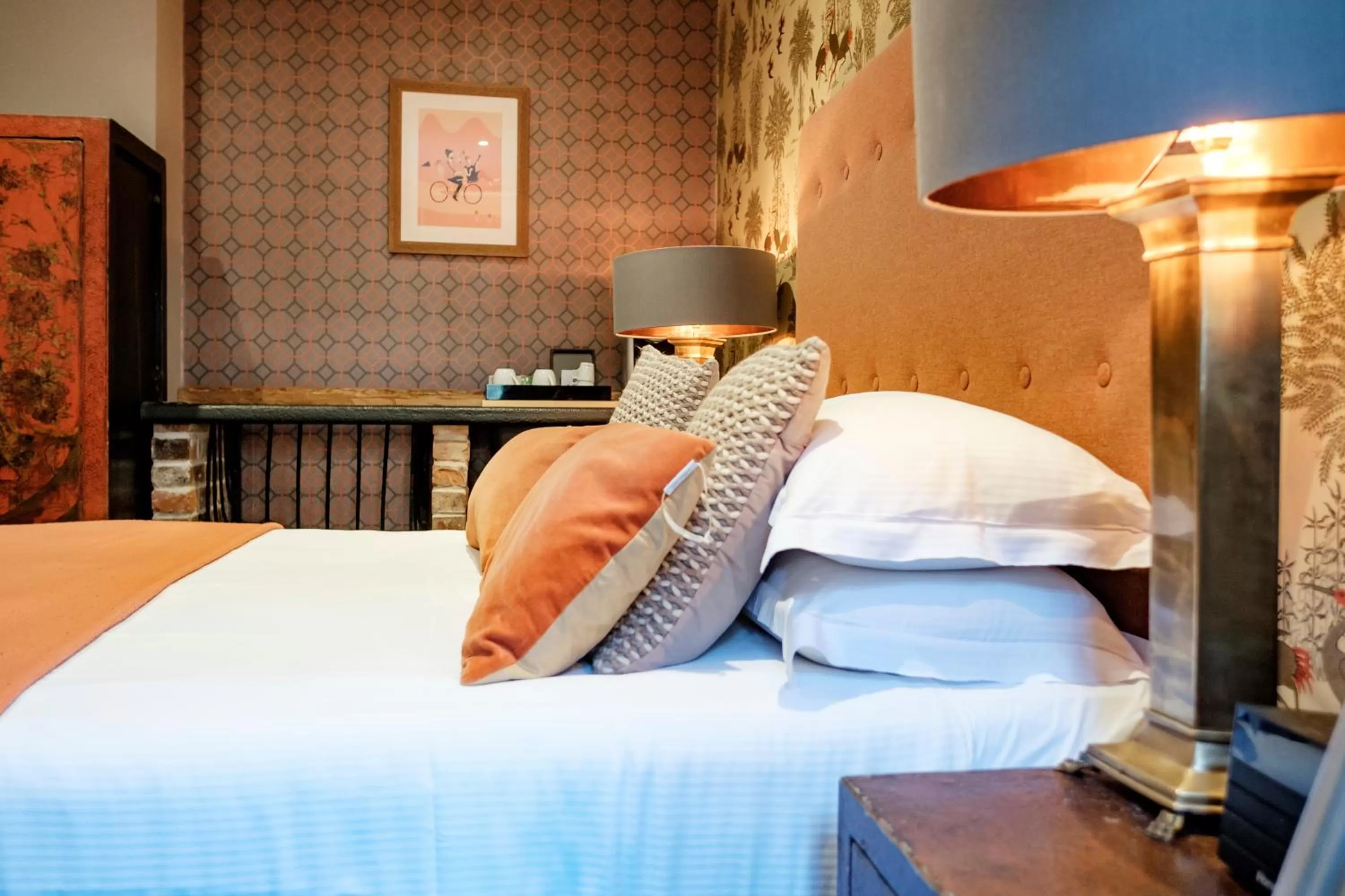 Bedroom, Bed in The Bull Hotel