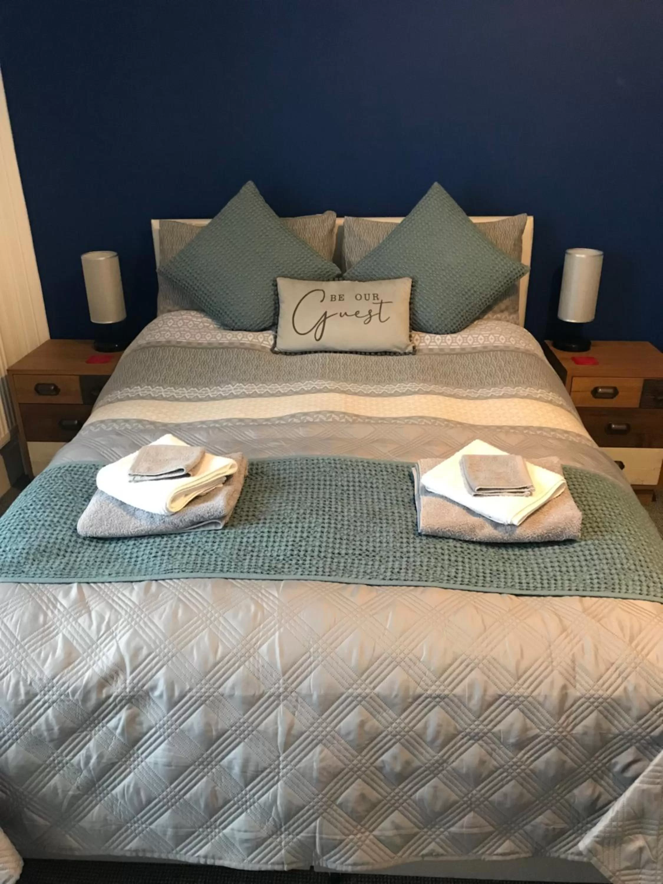 Bed in The Tavistock Inn