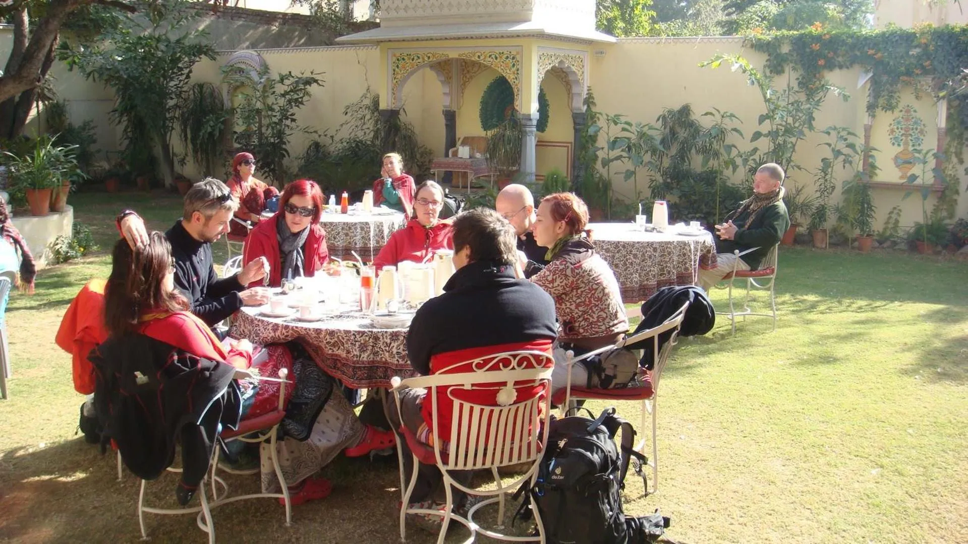 Food and drinks in Anuraag Villa