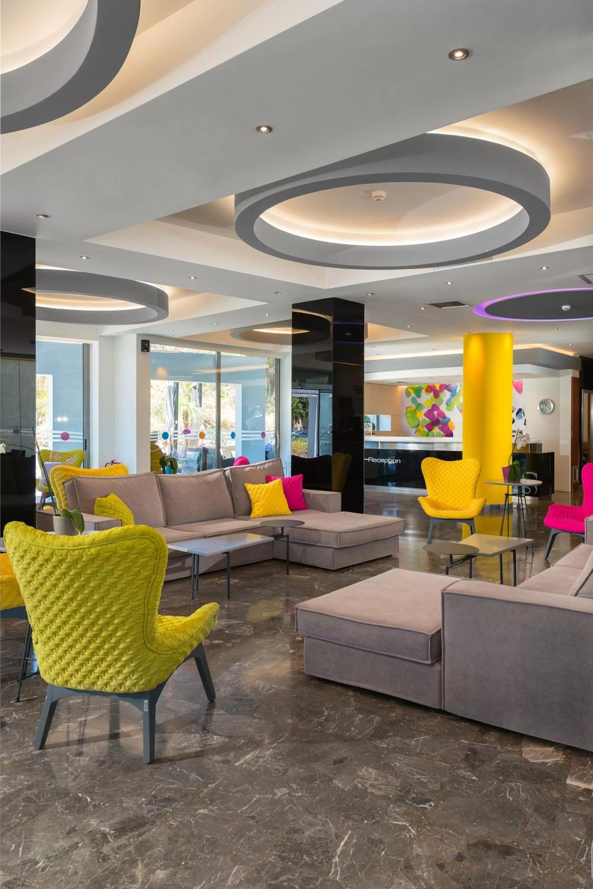 Lounge or bar in Semiramis City Hotel