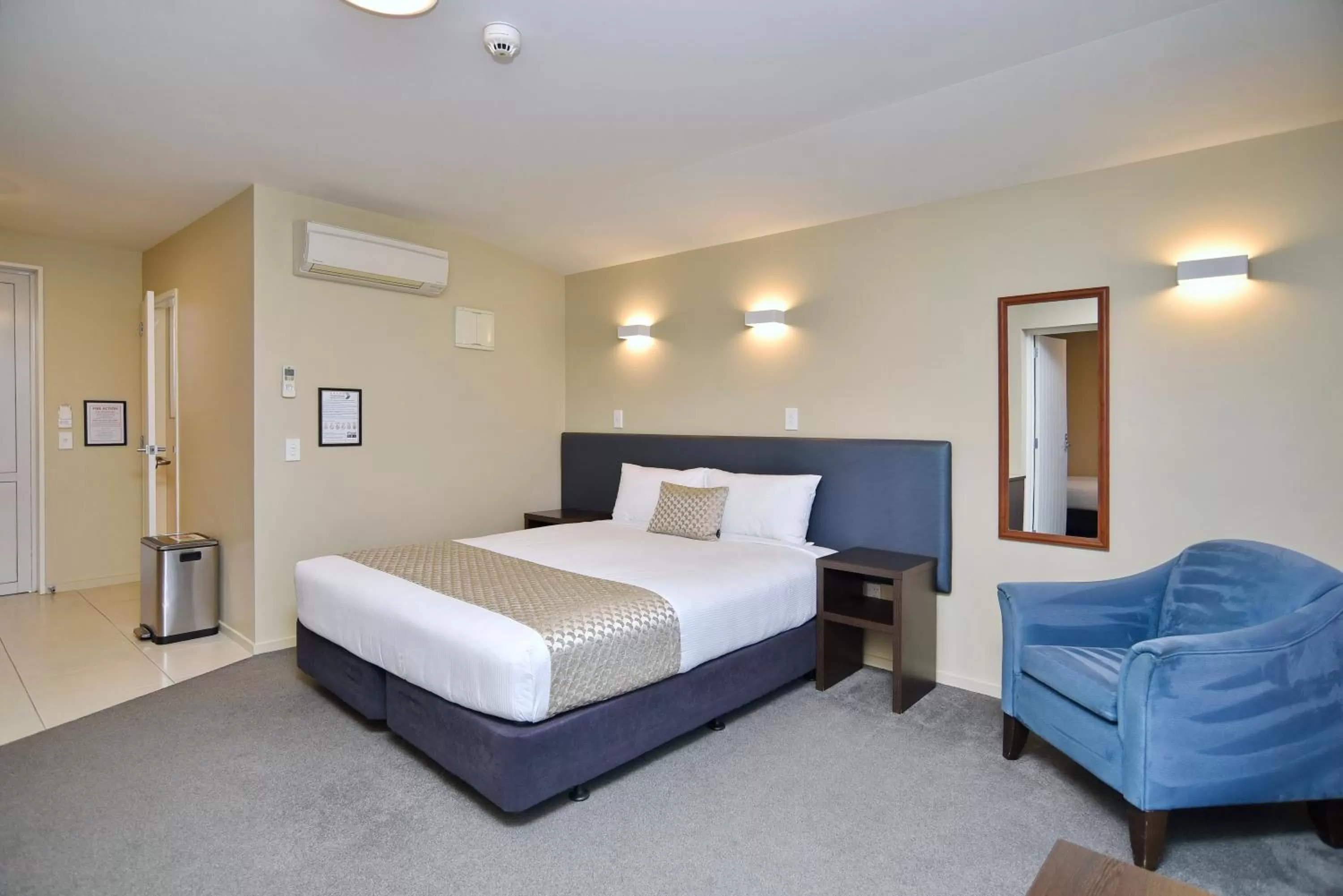 Photo of the whole room, Bed in The Riverstone