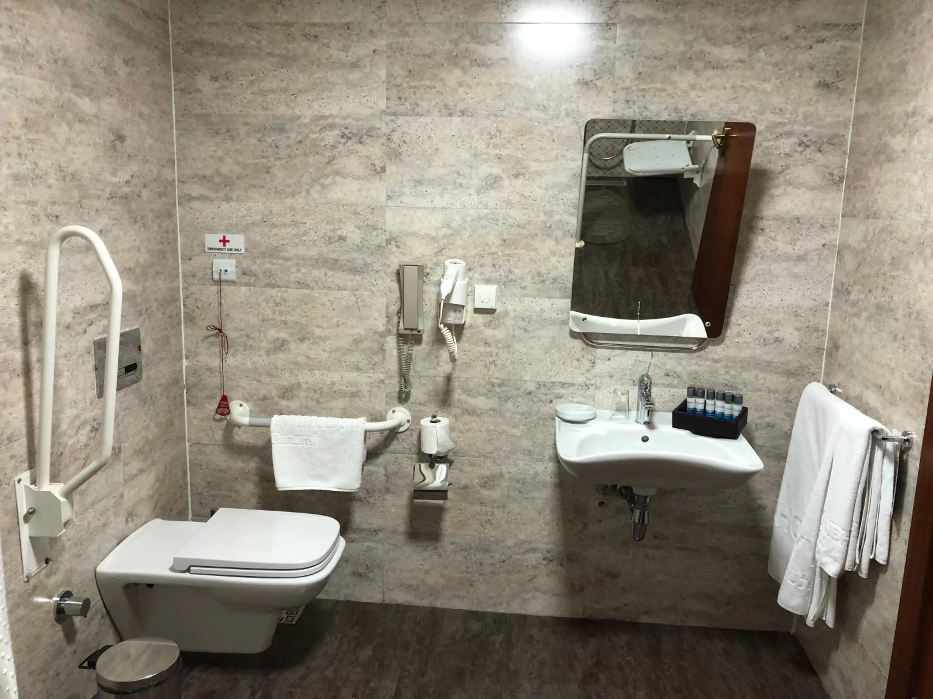 Toilet in Wyndham Batumi