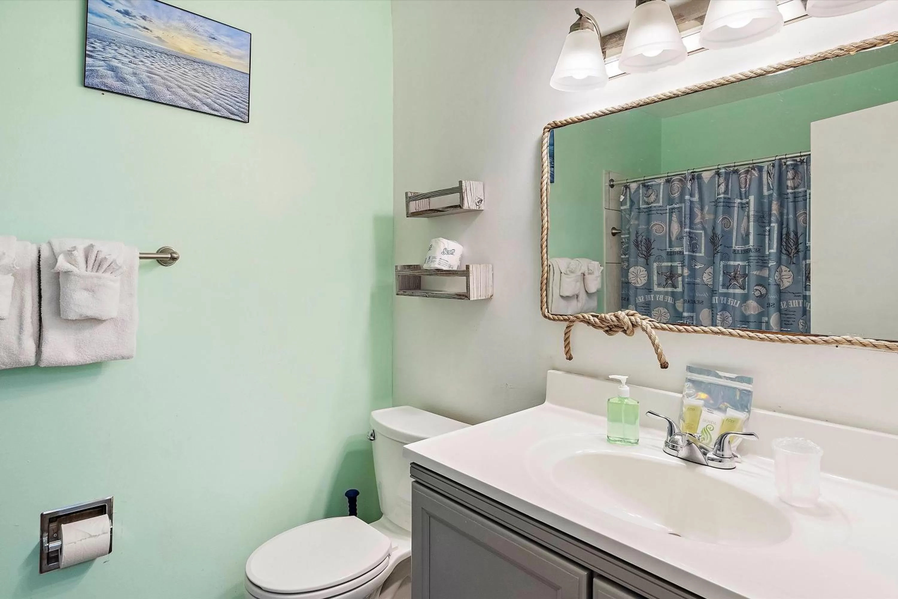 Bathroom in Malibu Resort Motel