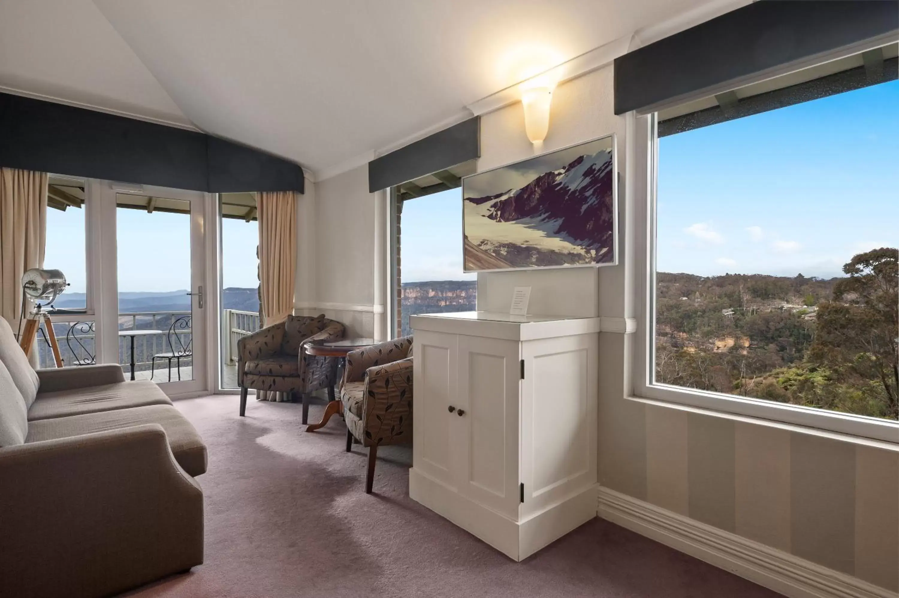 Suite with Valley View in Echoes Boutique Hotel & Restaurant Blue Mountains Suite with Valley View in Echoes Boutique Hotel & Restaurant Blue Mountains