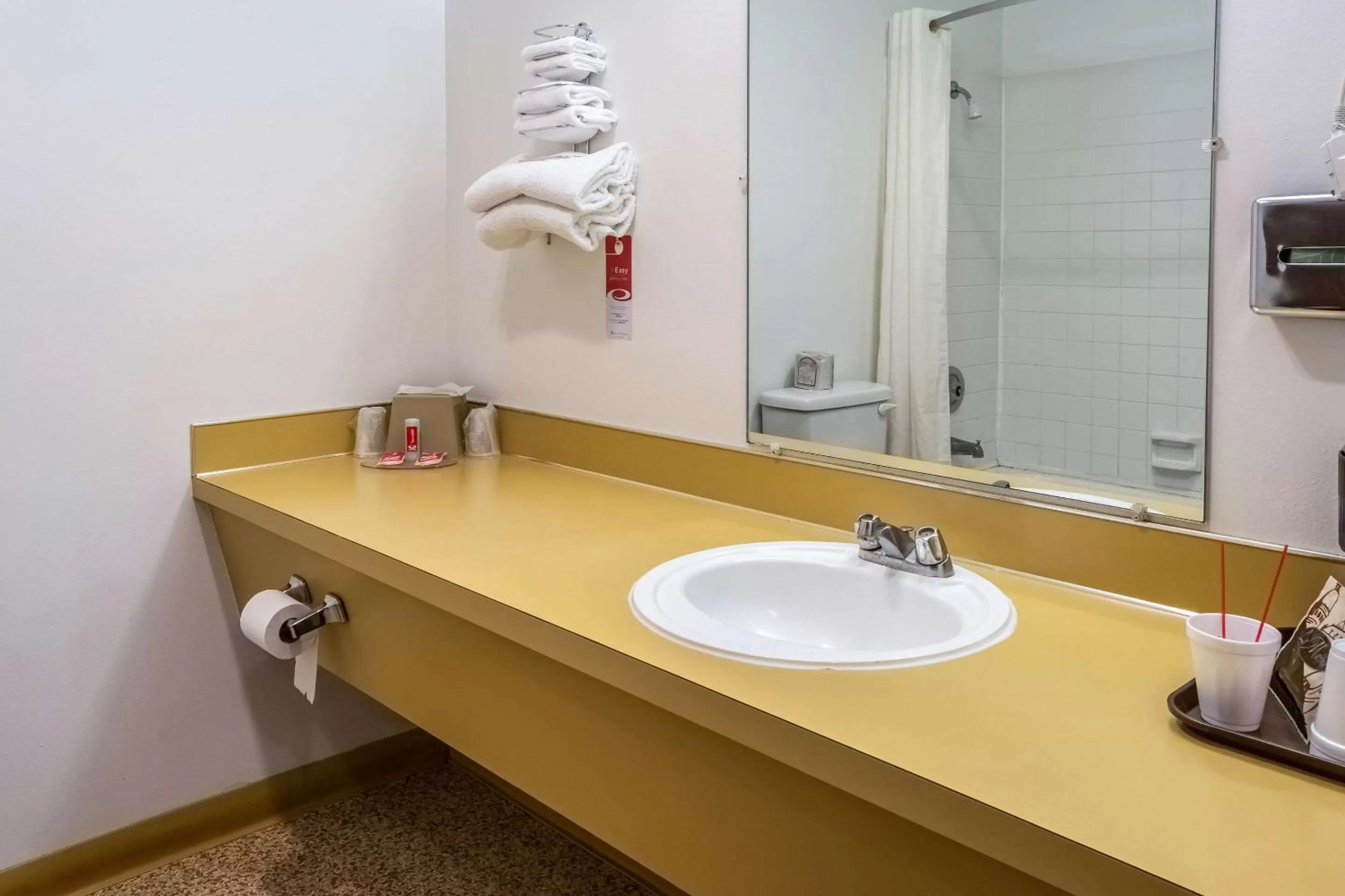 Bathroom in High Desert Inn