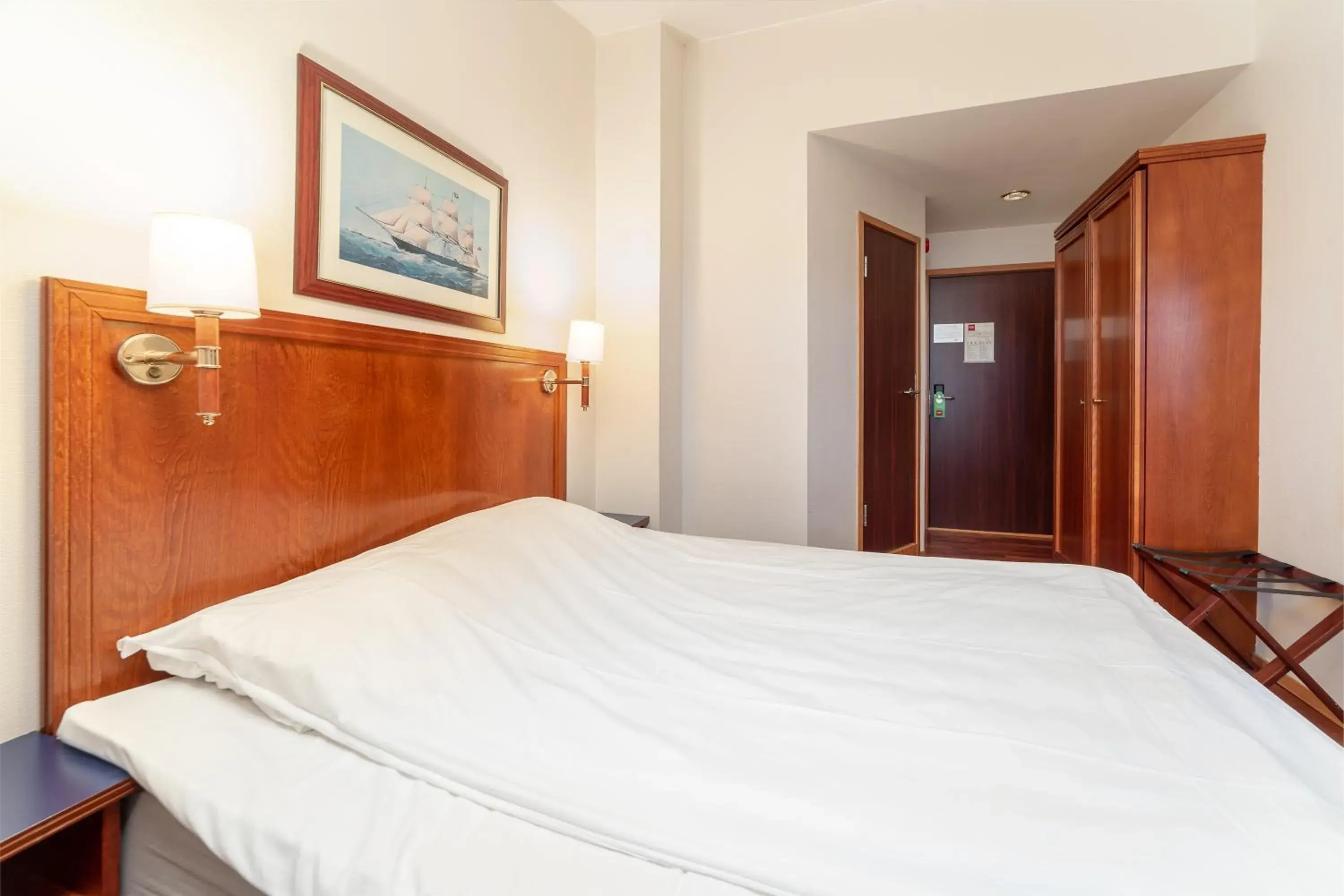 Standard Queen Room in Thon Hotel Sandnes Standard Queen Room in Thon Hotel Sandnes