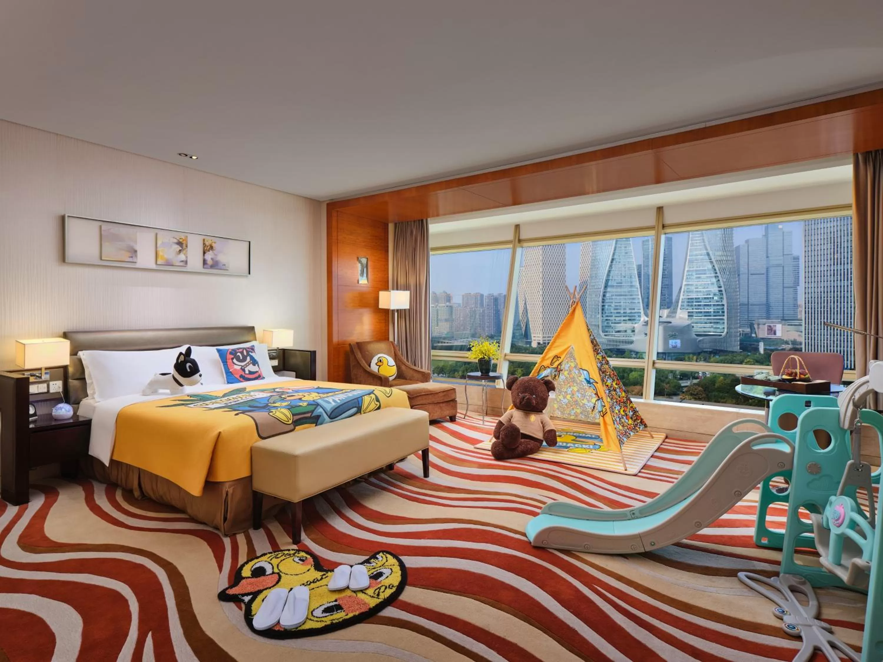 Photo of the whole room, Bed in InterContinental Hangzhou ICC by IHG