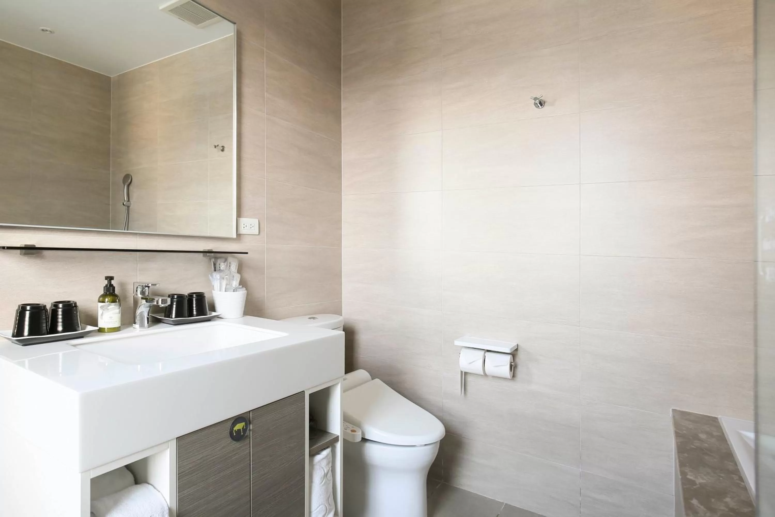 Bathroom in CityInn Hotel Plus- Fuxing North Road Branch
