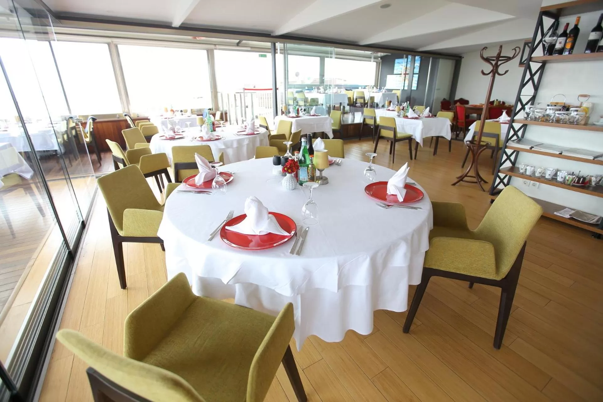 Restaurant/places to eat in Antik Hotel Istanbul