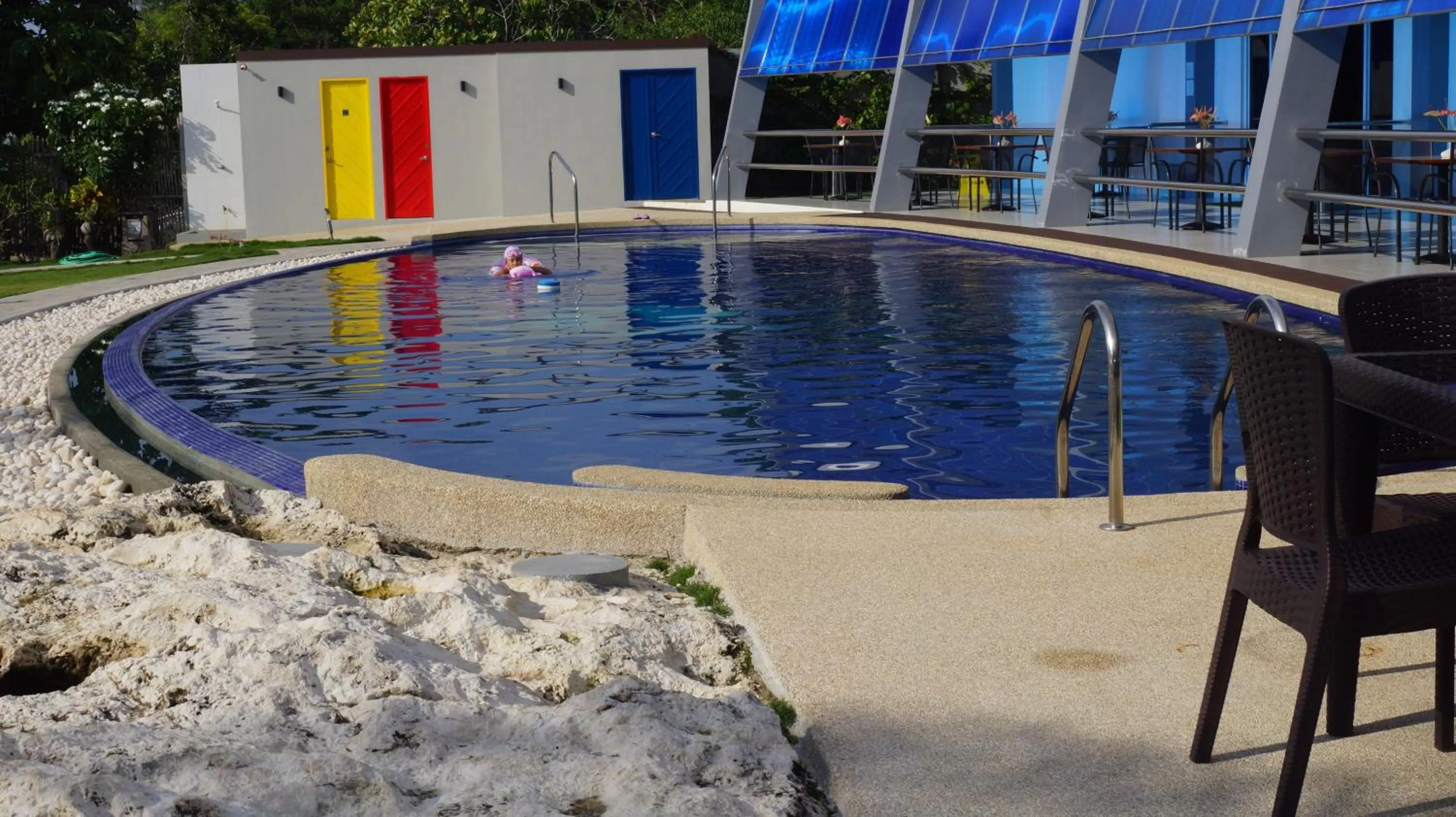 Swimming pool in Panglao Sea Resort - Tangnan
