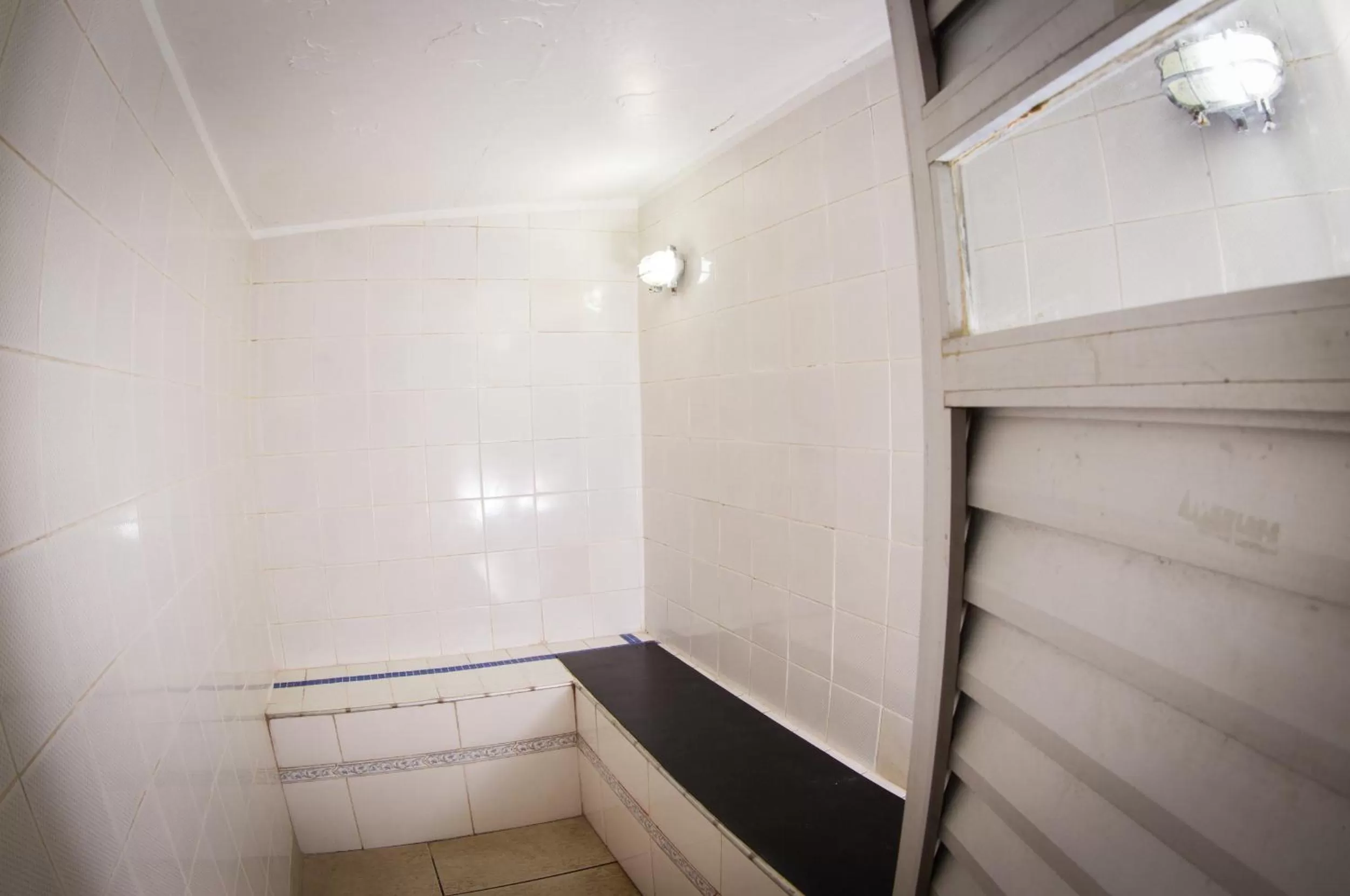 Property building in LEON PARK HOTEL e CONVENÇÕES - Melhor Custo Benefício