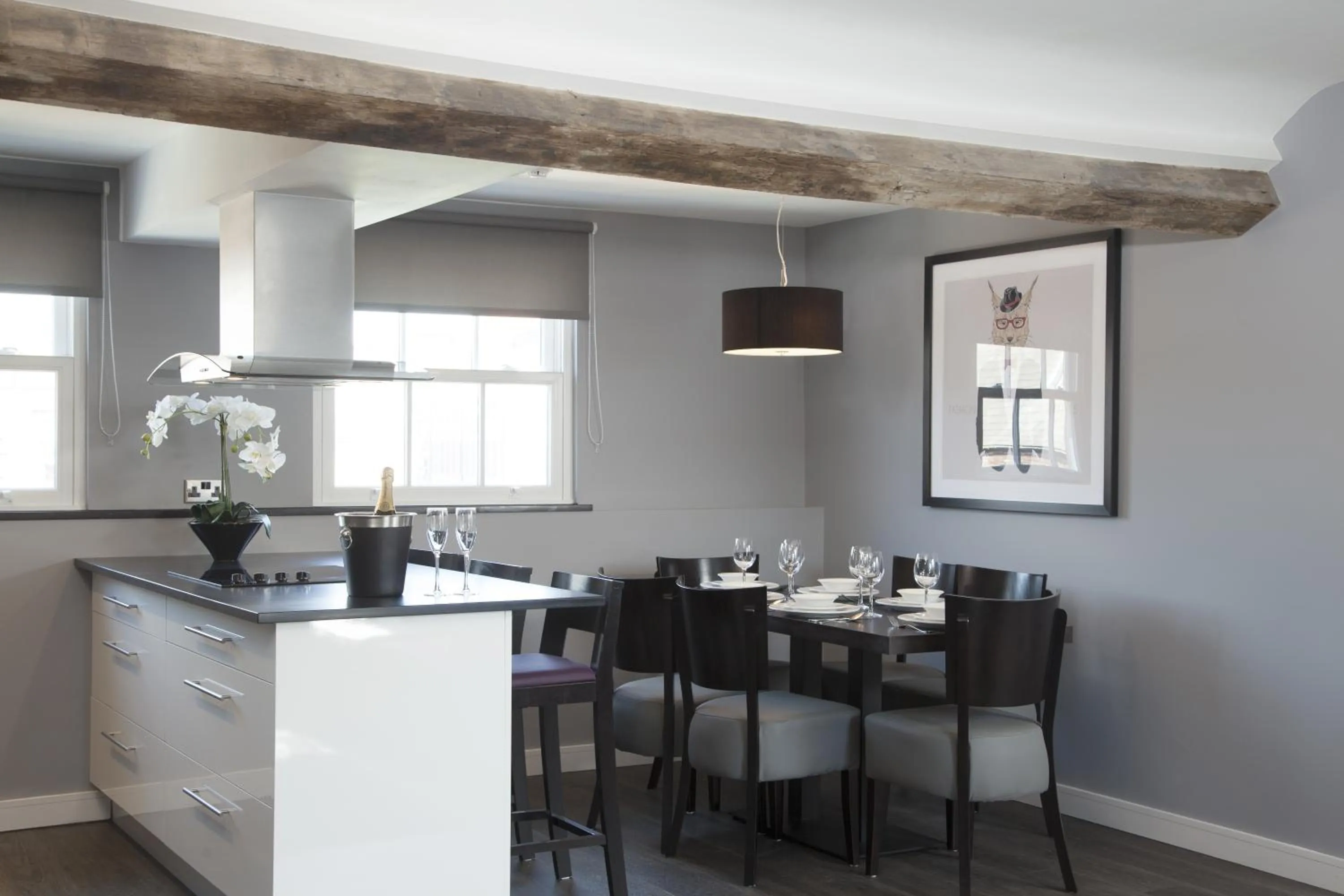 Kitchen or kitchenette in EPIC Apart Hotel - Duke Street